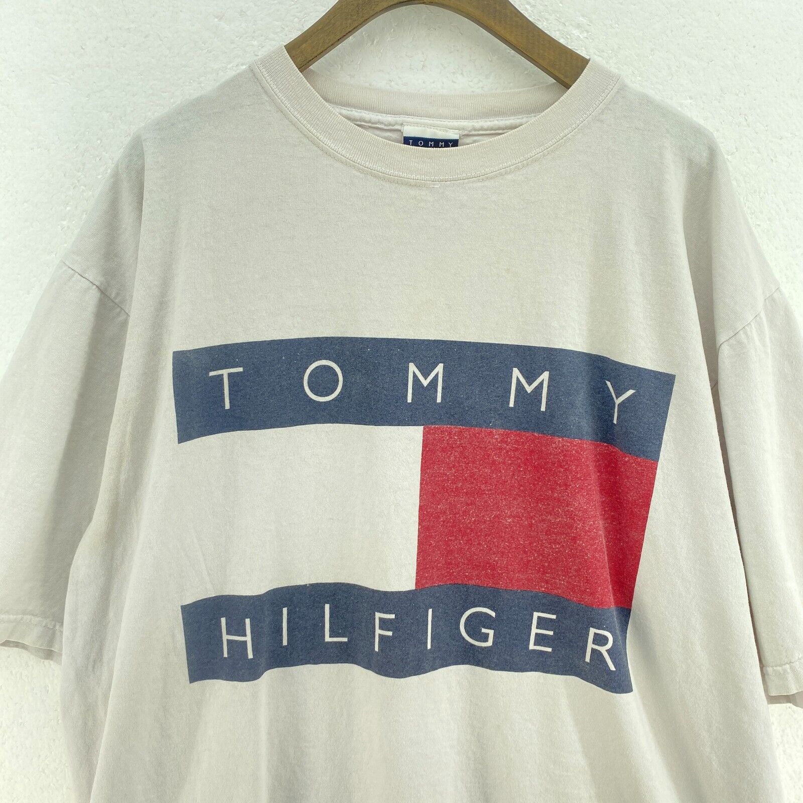 Tommy Hilfiger Logo Vintage White T-shirt Size XL Tee