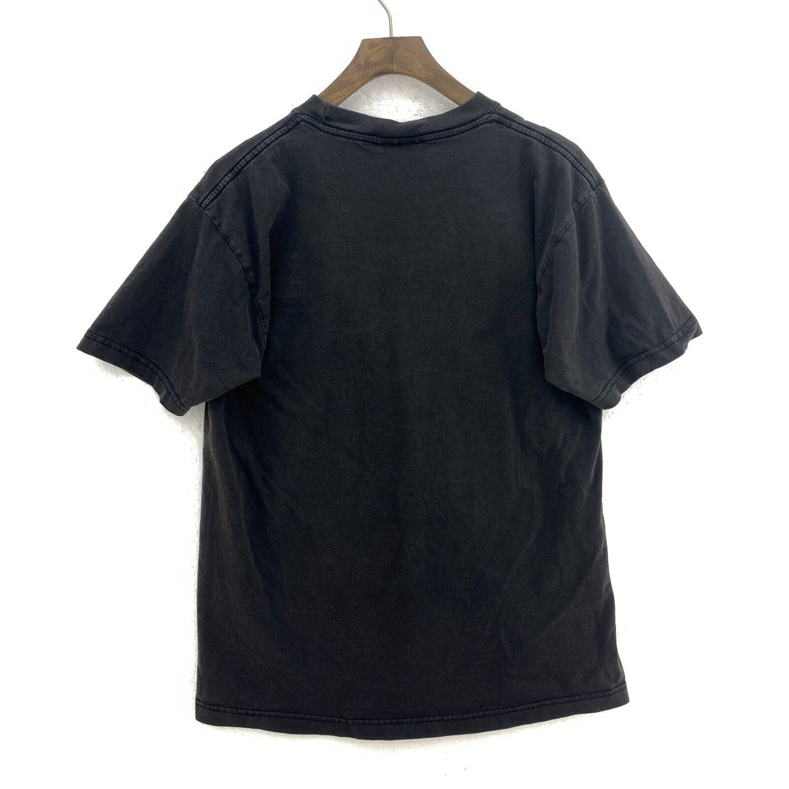 Artimonde 2005 Black And Embraced The Fire Investructible Him T-shirt Size L