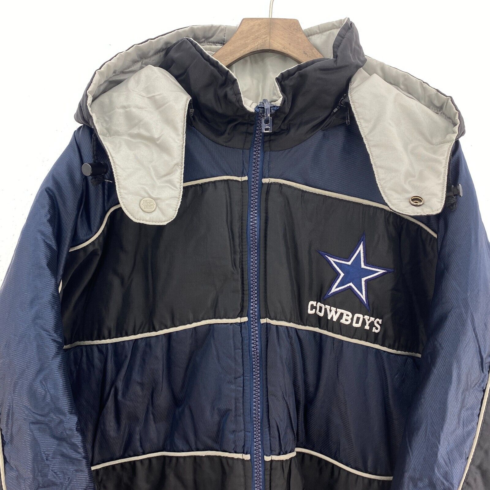 Dallas Cowboys NFL Insulated Full Zip Blue Hooded Jacket Size L Reversible