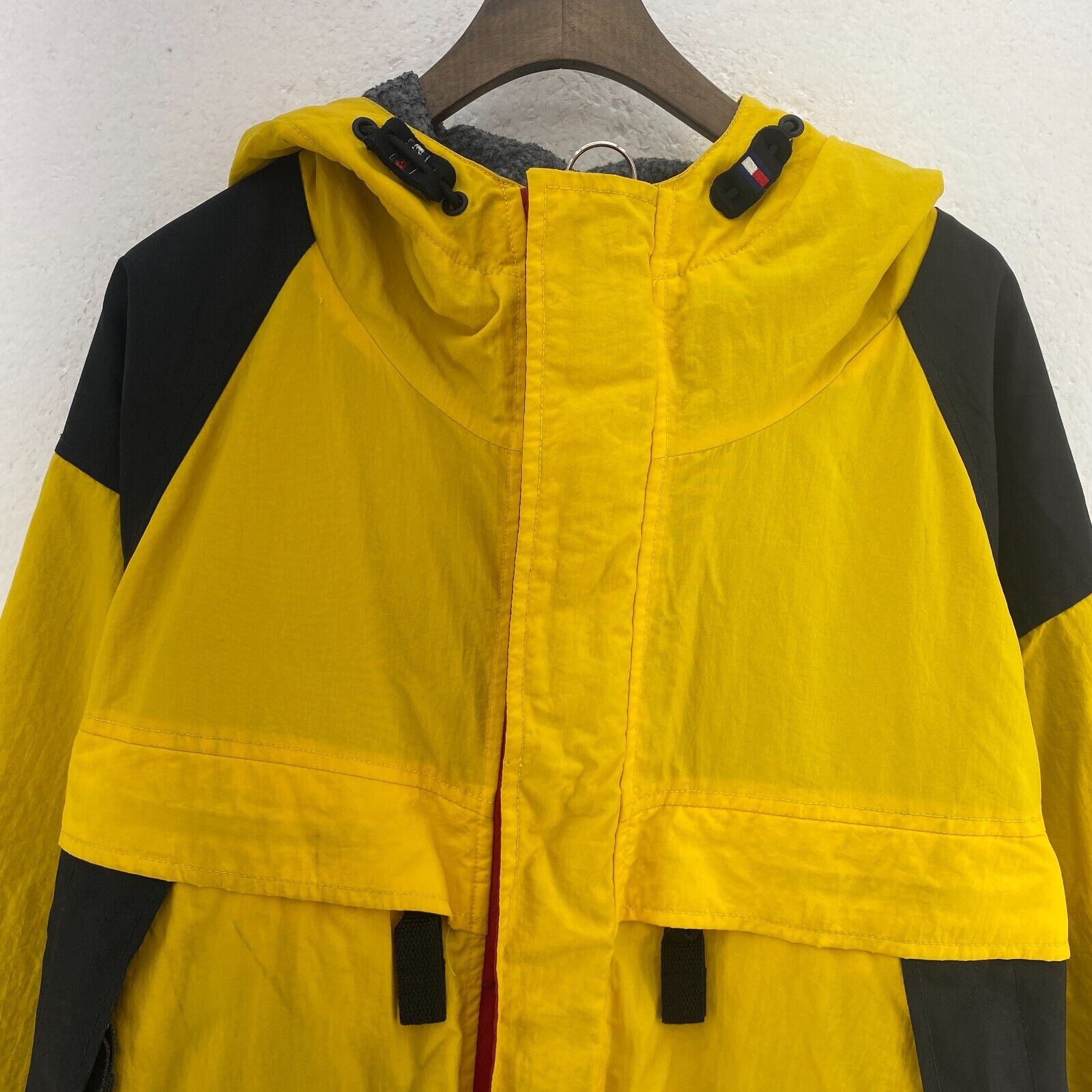 Tommy Hilfiger Full Zip Insulated Vintage Yellow Insulated Jacket Size L Hooded