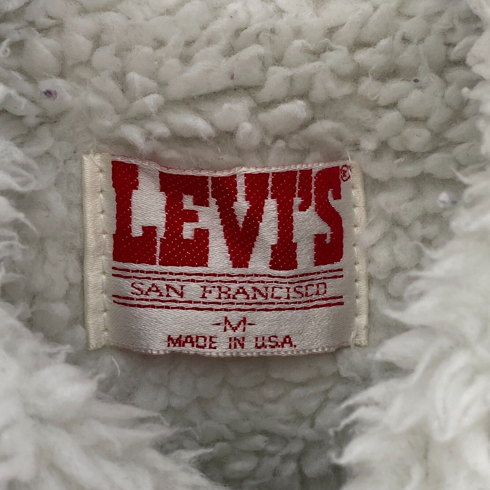 Vintage Levi Strauss Sherpa Lined Denim Jacket Size M Light Wash Blue Trucker