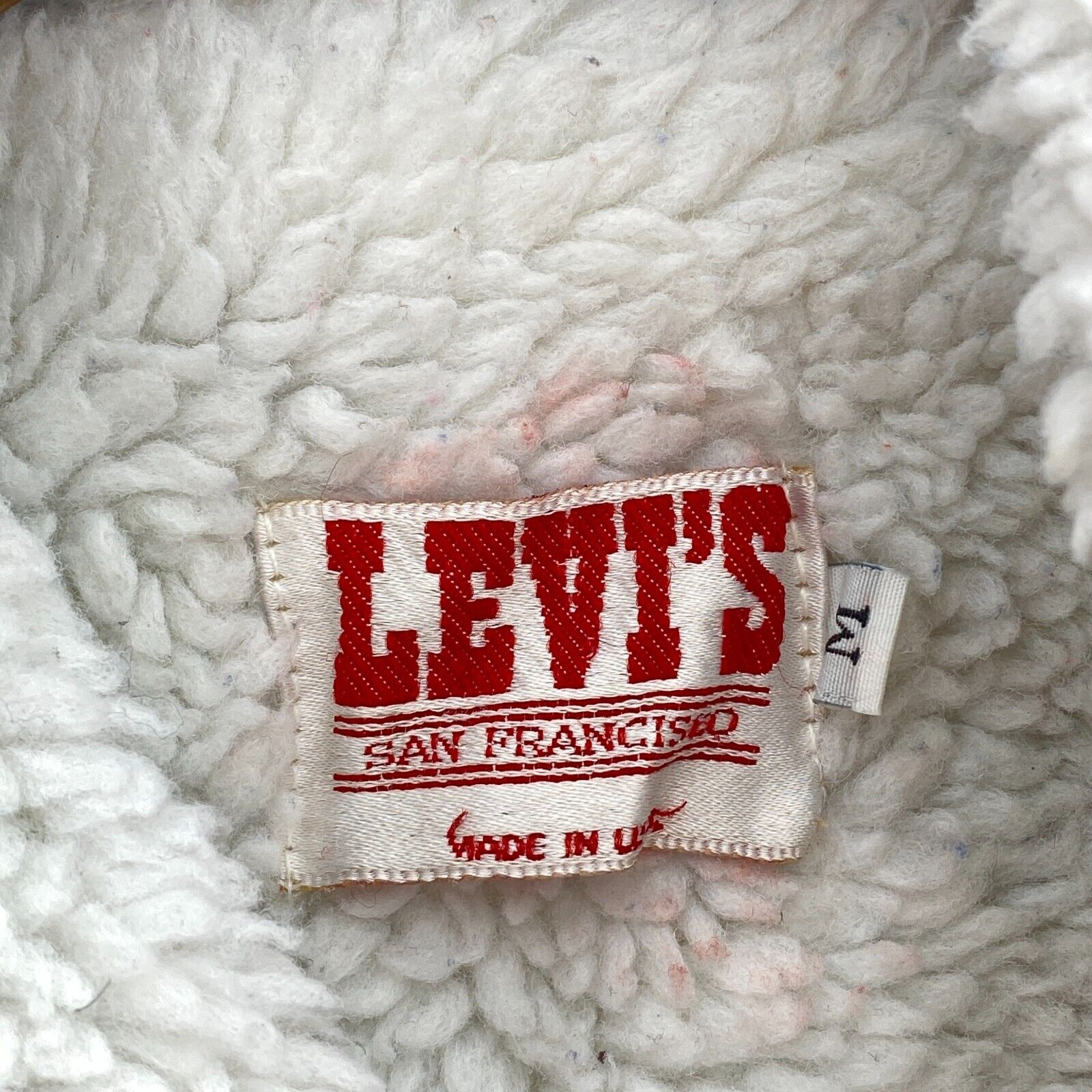 Vintage Levi Strauss Sherpa Lined Light Blue Wash Snapped Denim Jacket Size M