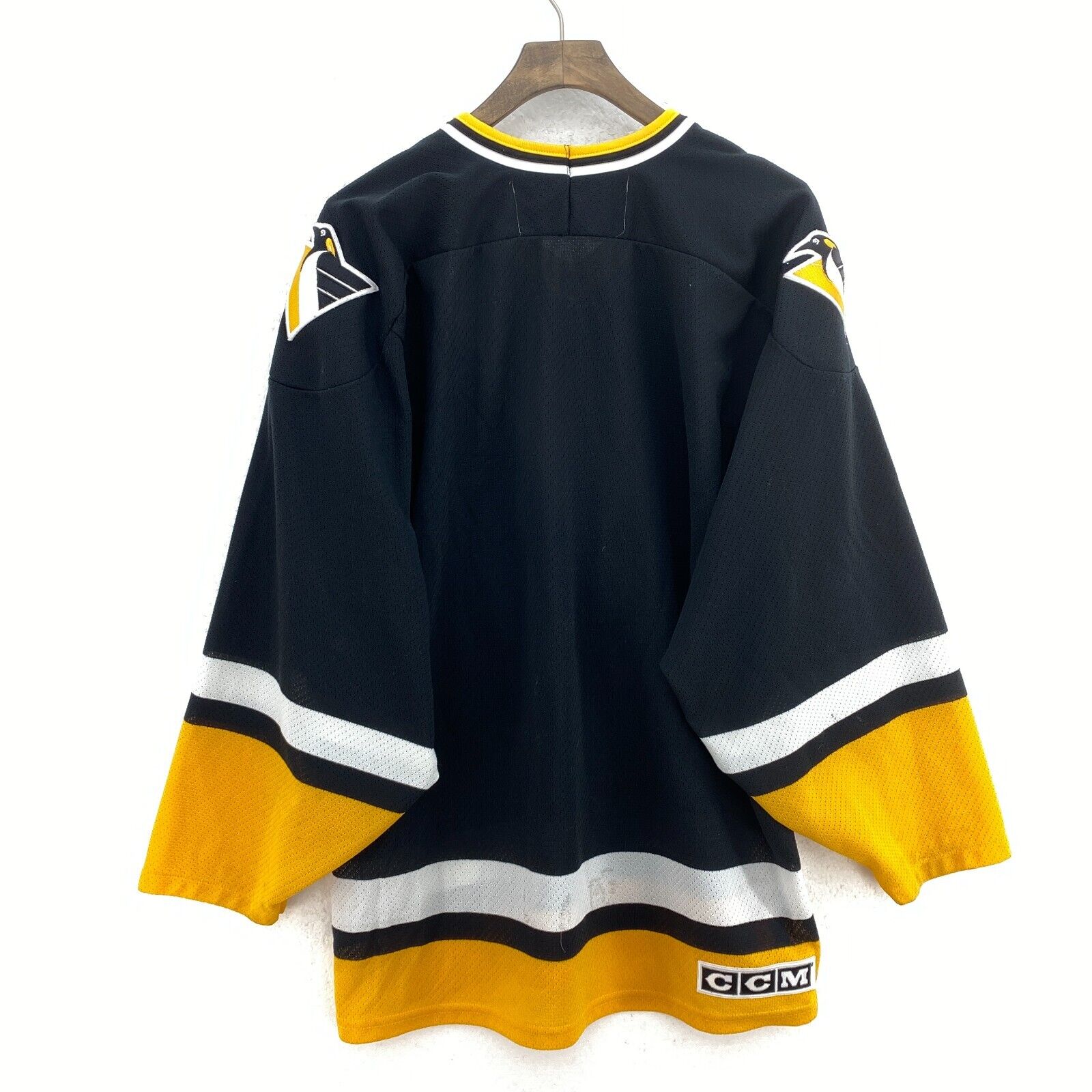 Vintage Authentic Pittsburgh Penguins NHL CCM Hockey Black Jersey Size S