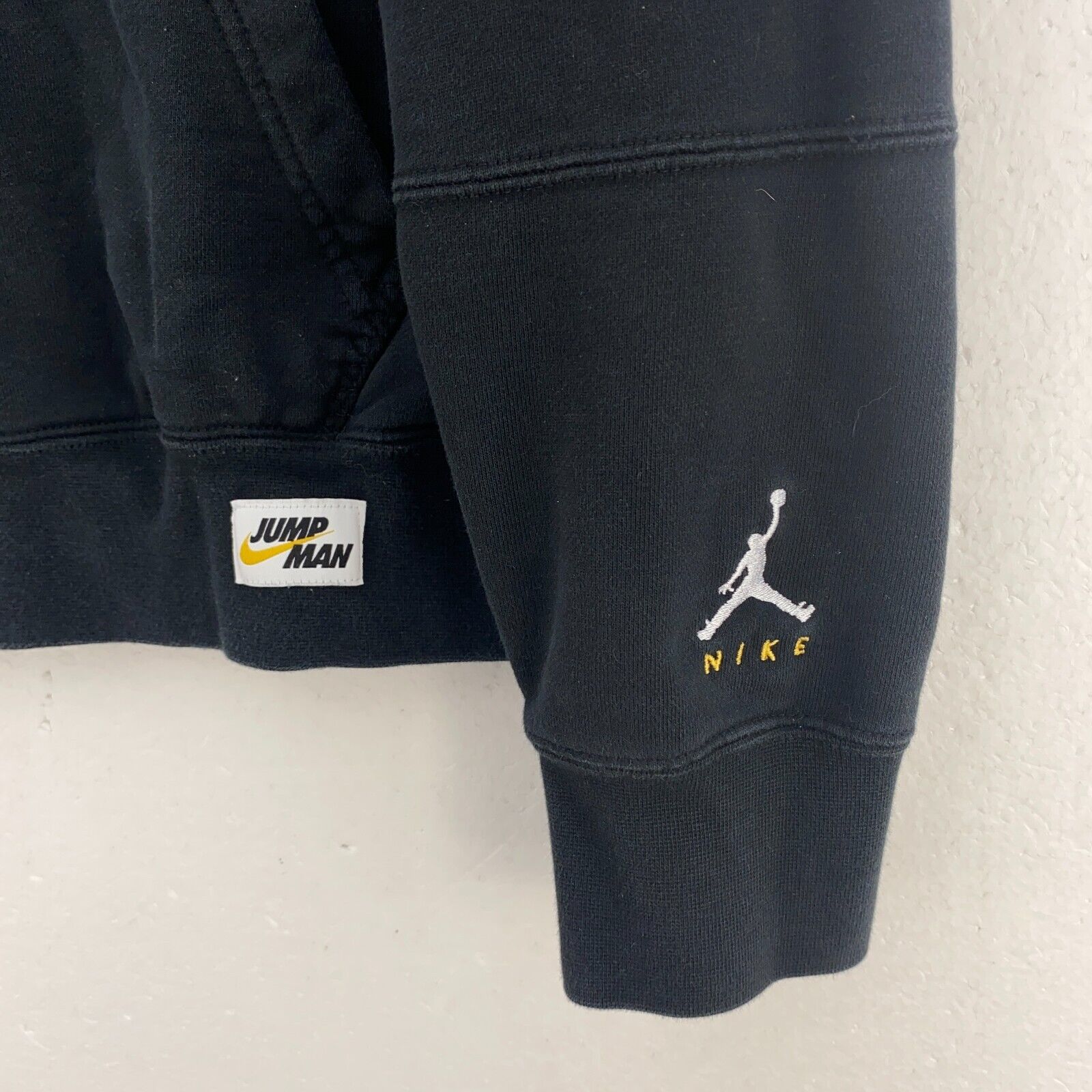 Nike Jordan Jump Man Black Sweatshirt Size S Crewneck
