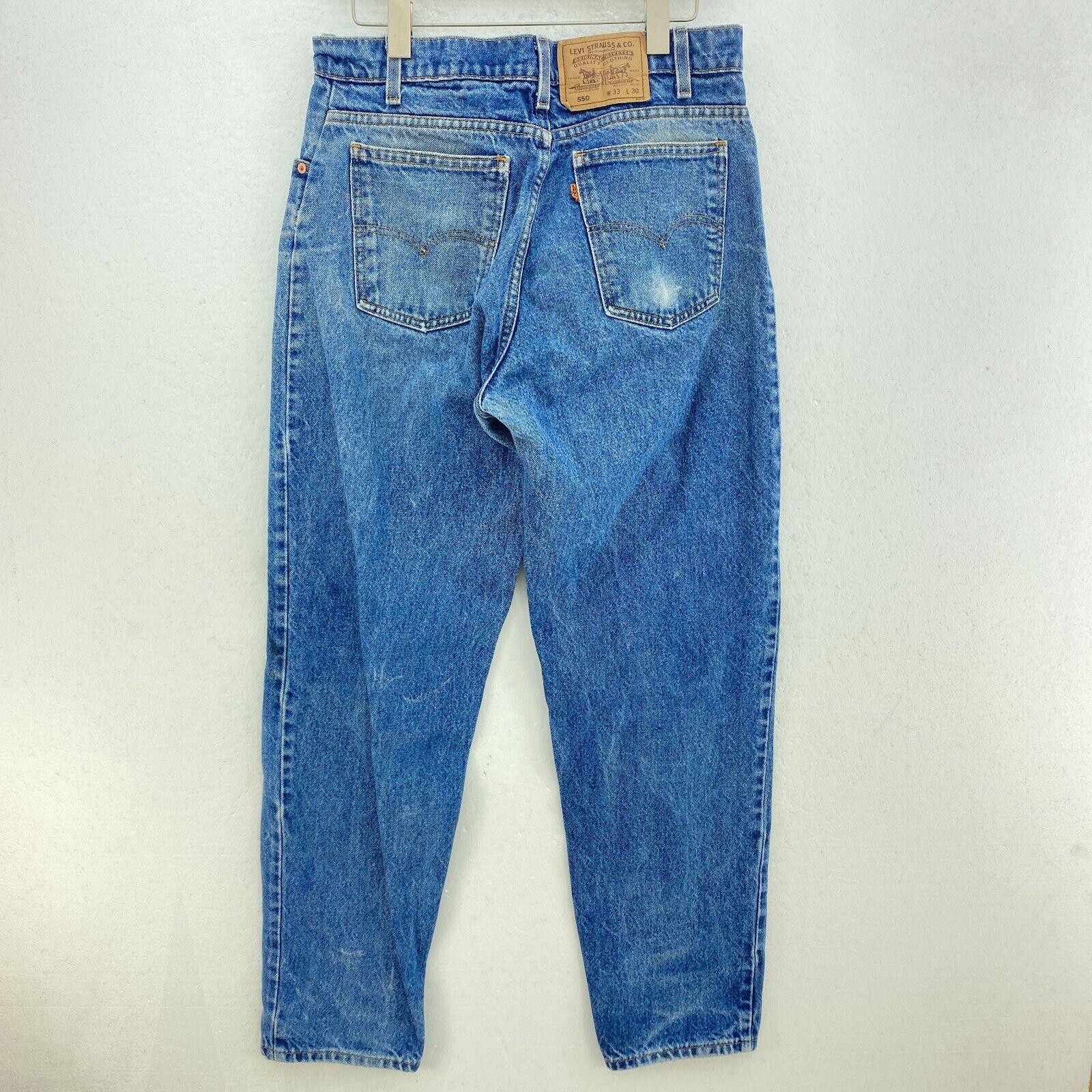 Levi Strauss 550 Orange Tab Medium Wash Blue Jeans Size 33 x 30