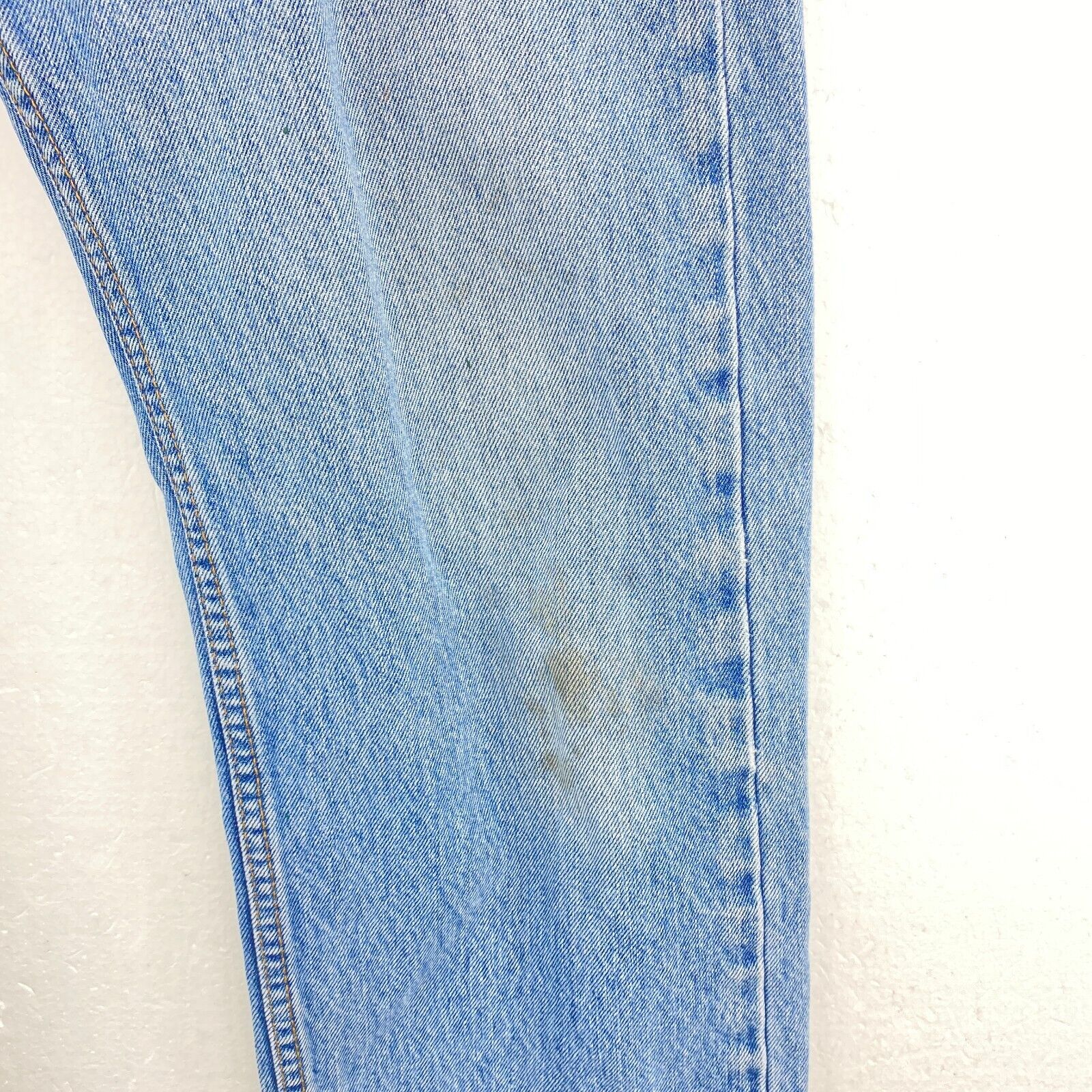 Levi's 505 Light Wash Blue Straight Jeans Size 32 x 30