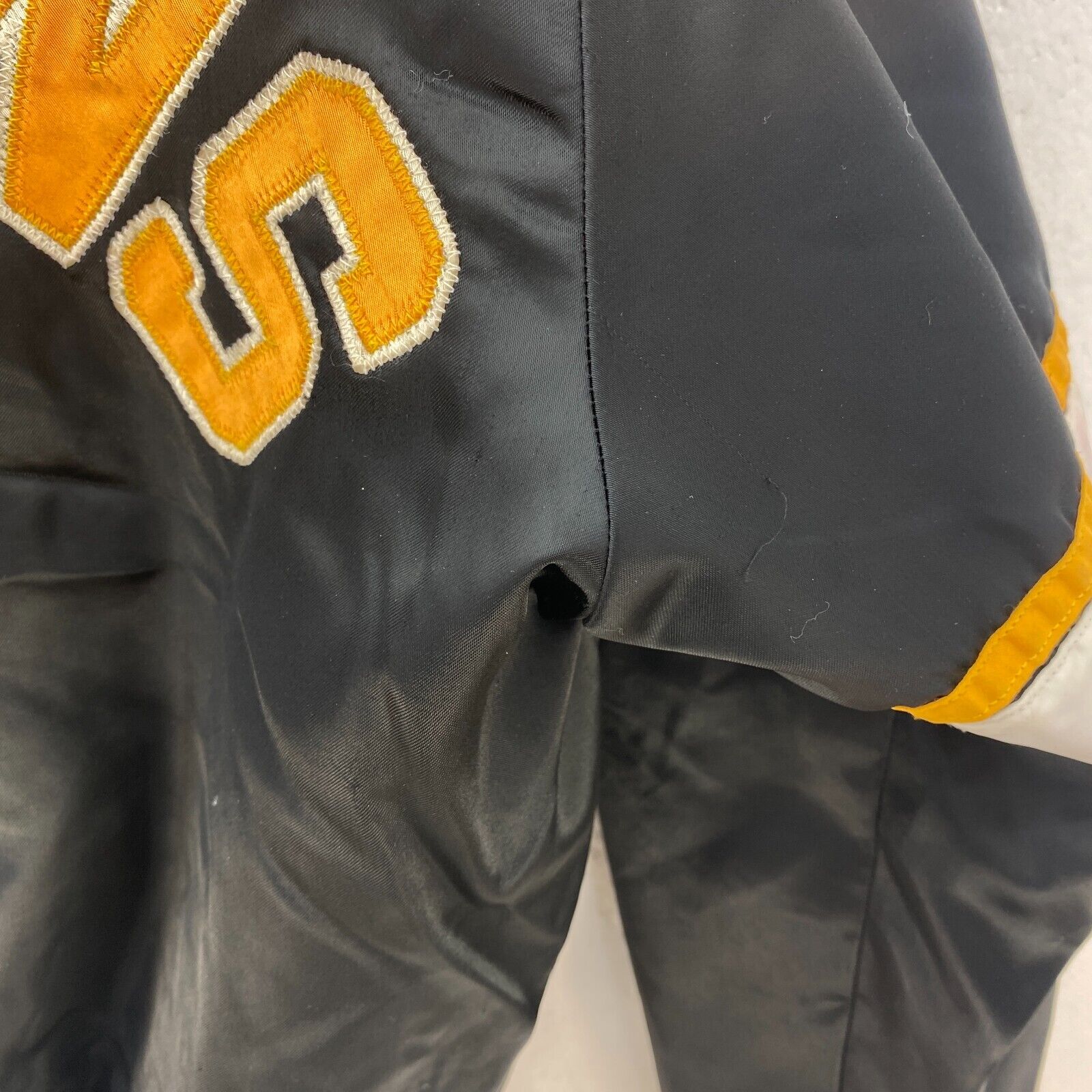 Pittsburgh Penguins Logo Satin Bomber Jacket Size M Black NHL Ice Hockey
