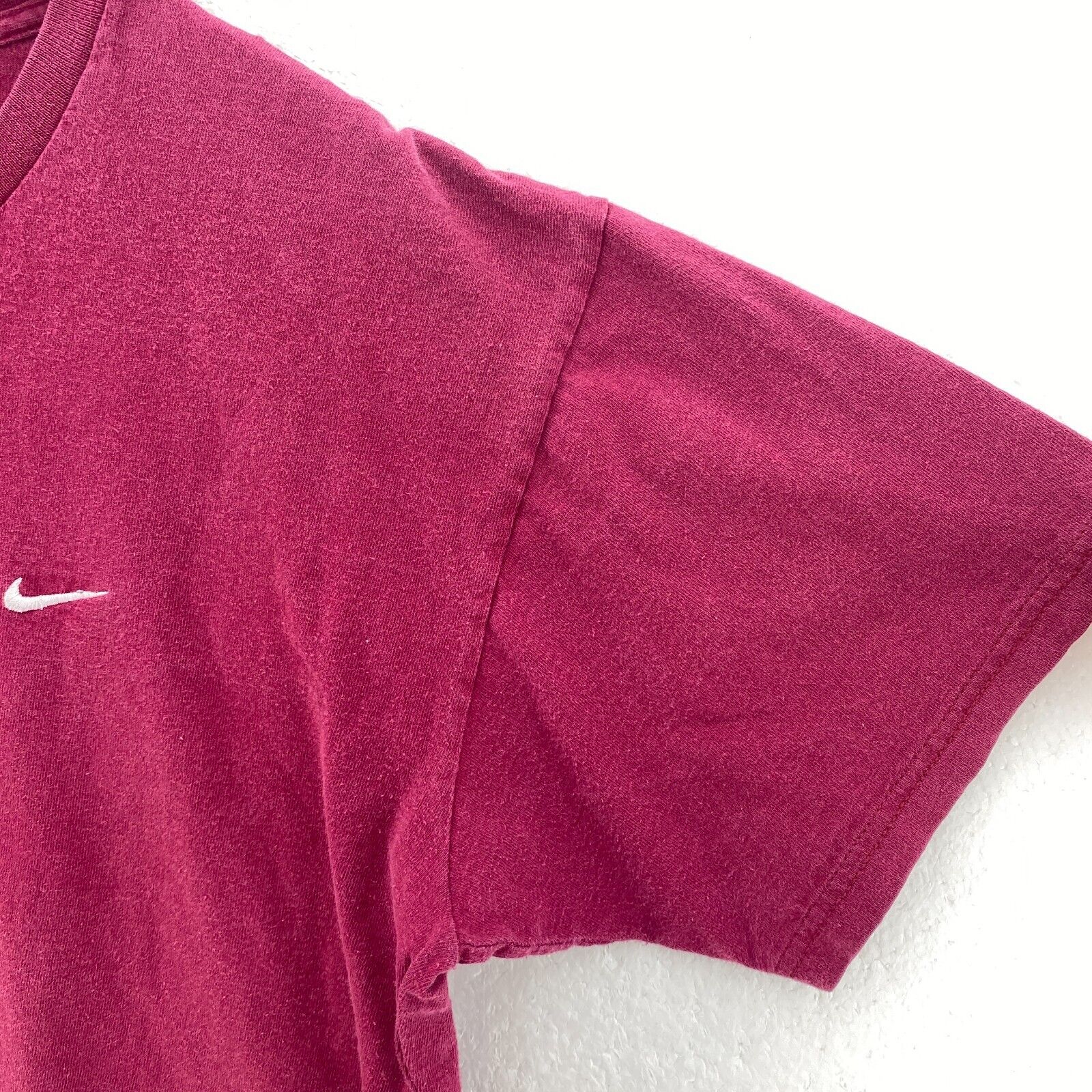 Nike Swoosh Logo Embroidered T-shirt Size M Red