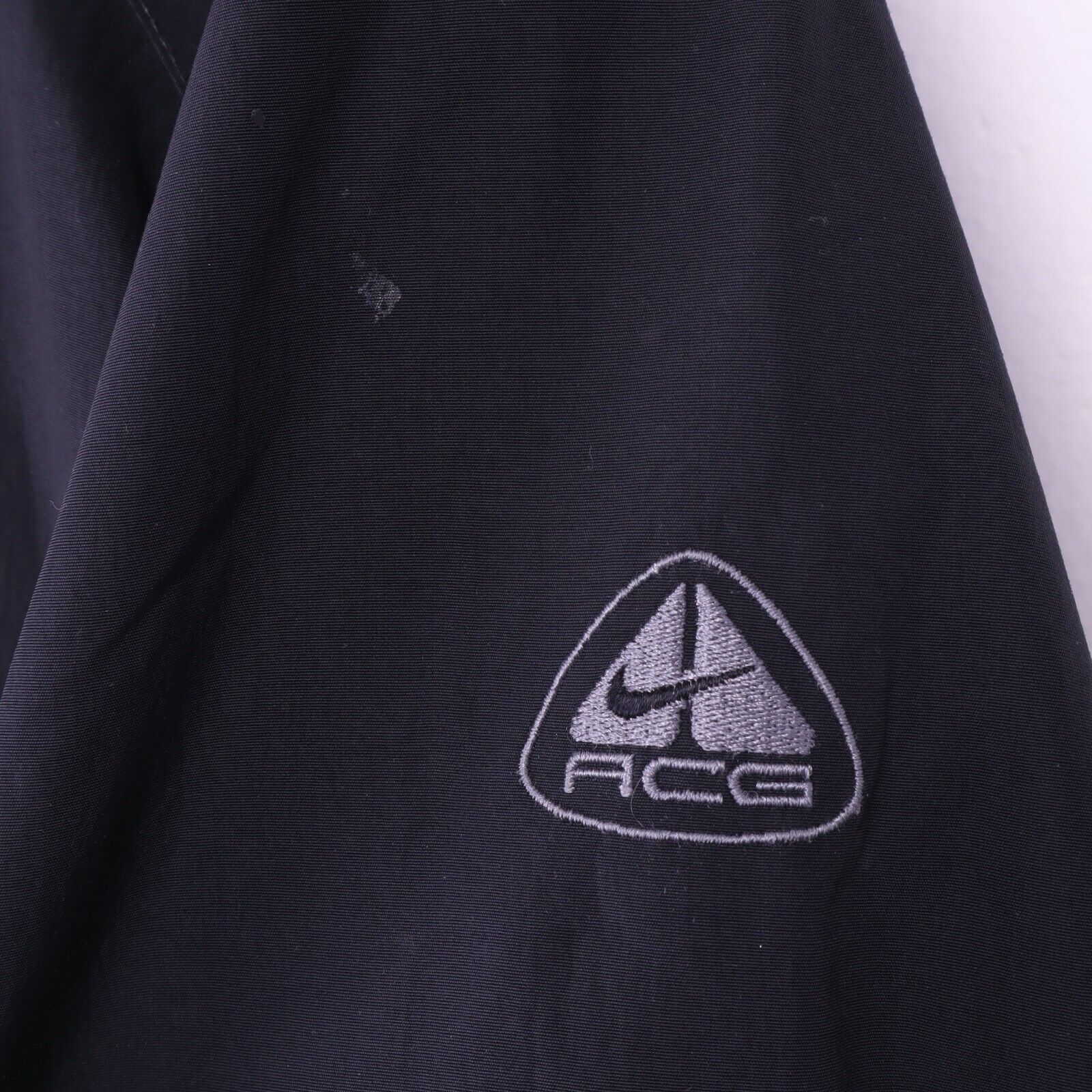 Nike ACG Black Jacket Size Medium Full Zip