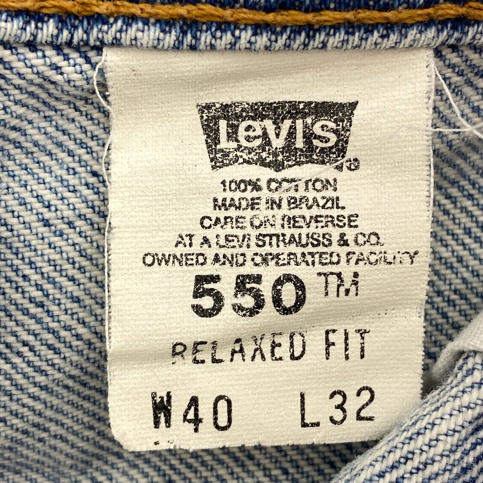 Levi Strauss 550 Orange Tab Light Wash Denim Jeans Size 40 x 32 Relaxed Fit