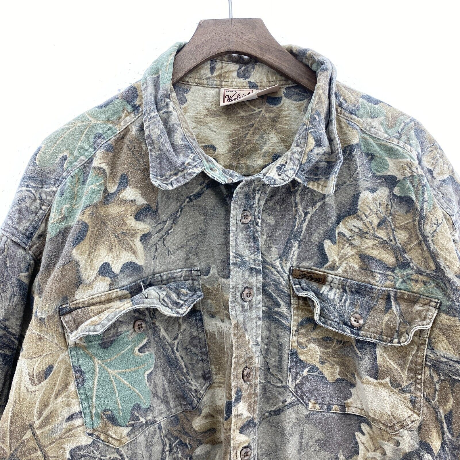 Woolrich Real Tree Print Green Earth Tone Button Up Shirt Jacket Size 2XL