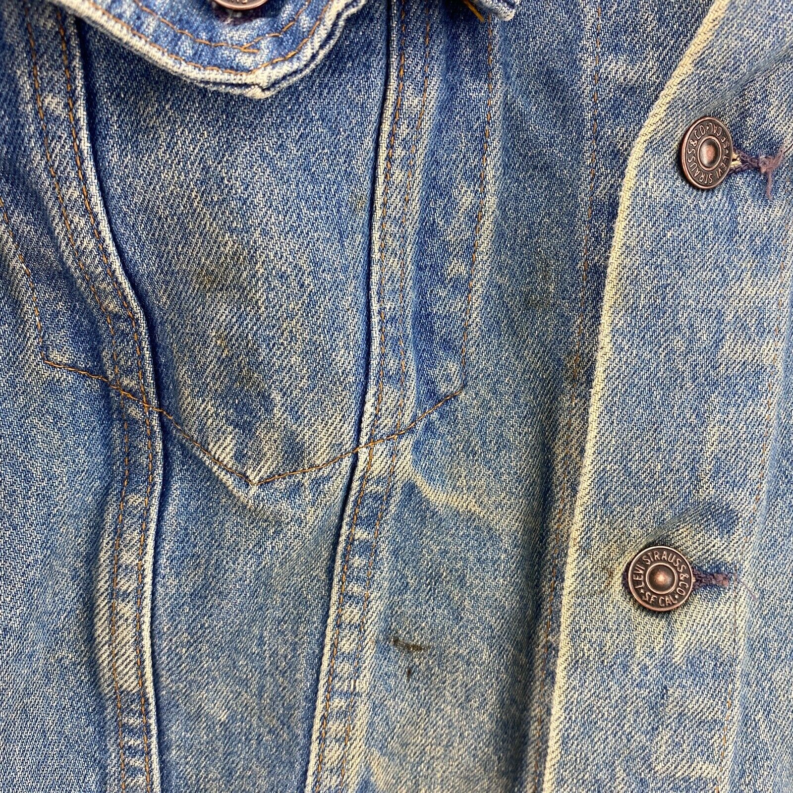 Levi Strauss Button Up Medium Wash Blue Denim Jacket Size 44 Regular