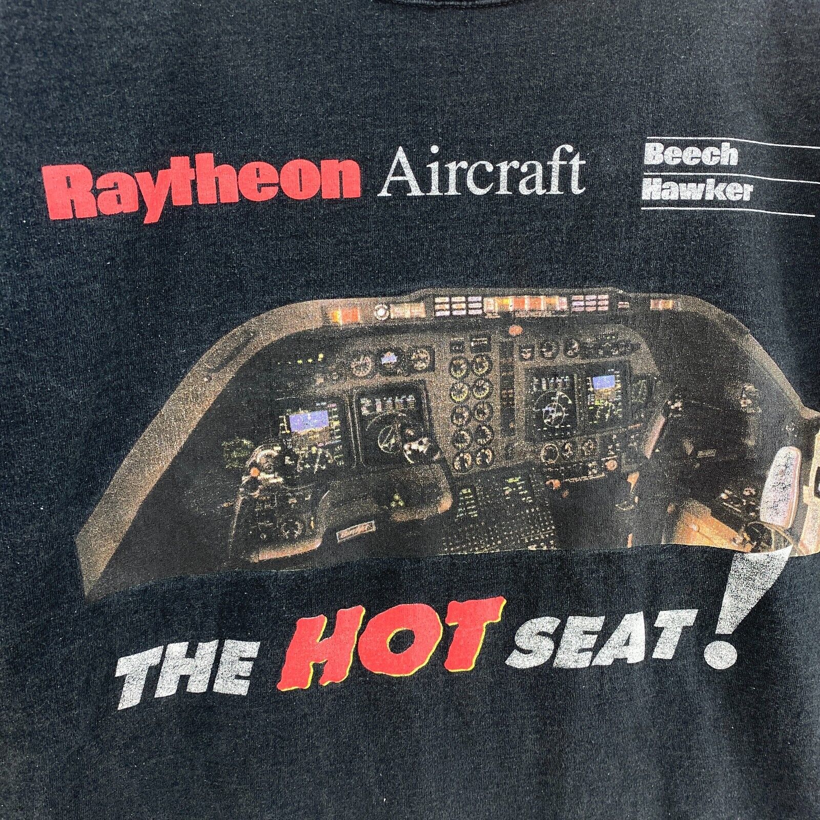 Vintage Aircraft Art Graphic The Hot Seat Graphic T-shirt Sie XL Black