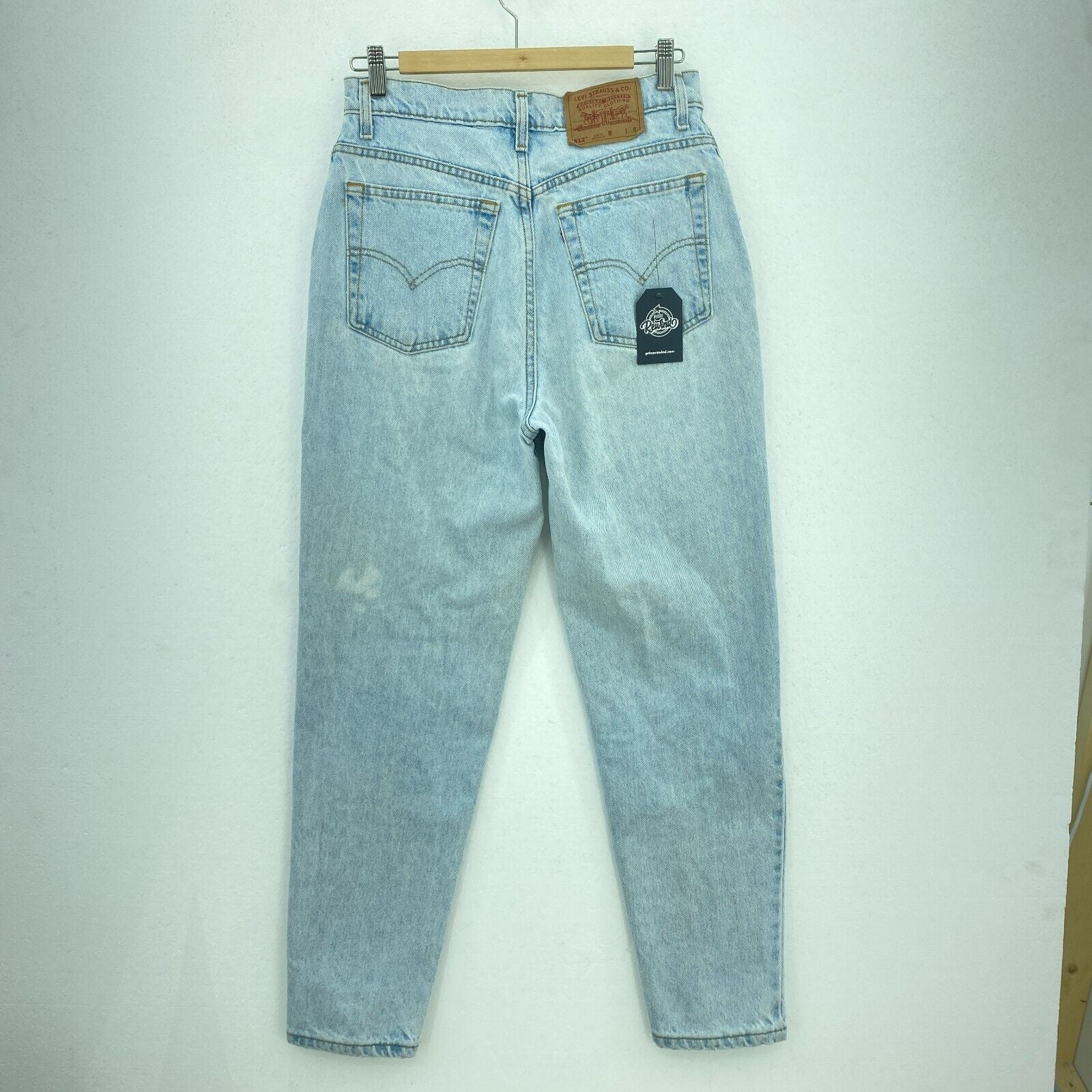 Levi's 512 Women's Slim Fit Tapered Light Wash Blue Jeans Size 30