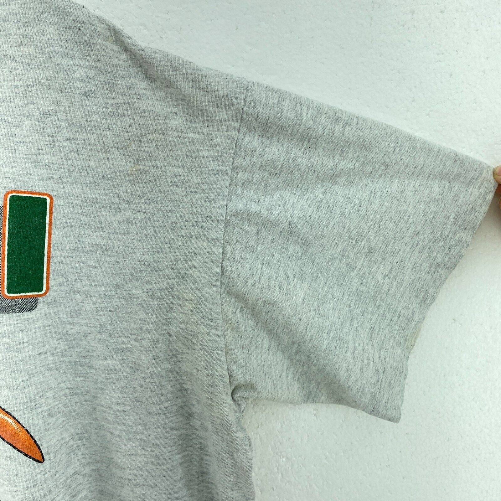 Vintage Nutmeg Miami Hurricanes T-shirt Size XL Gray NCAA Both Sides Print USA