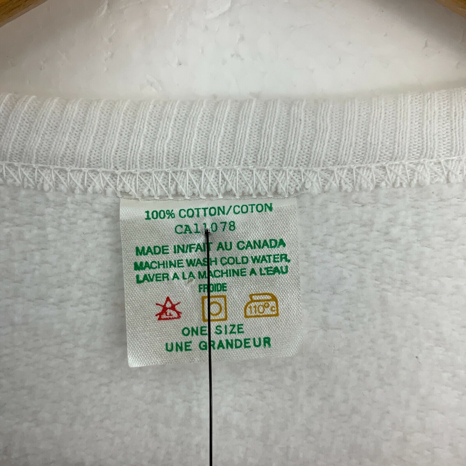 Shopping University Bury Me In The Mall 89 White Sweatshirt Size XL