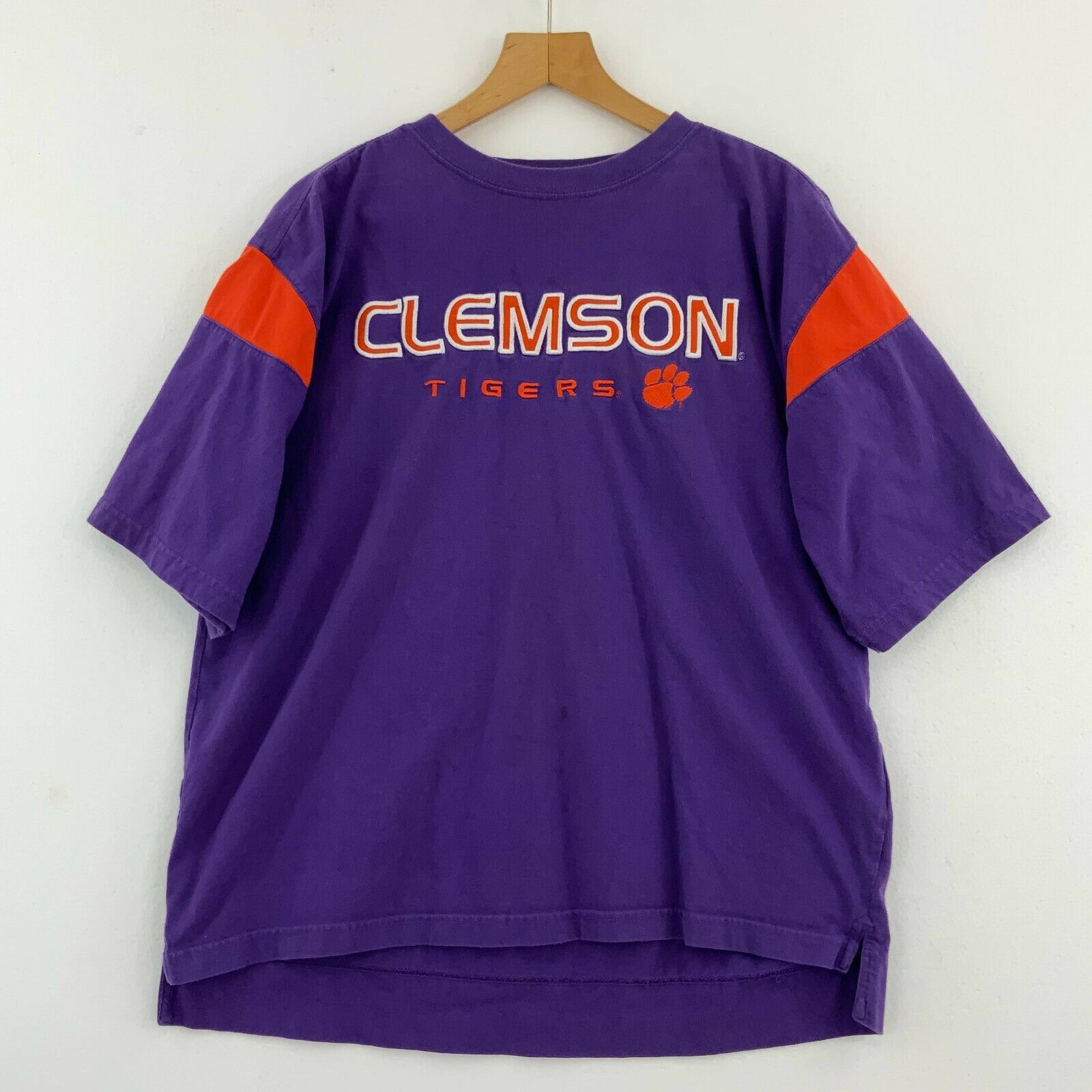 Clemson Tigers Football NCAA Purple T-shirt Size L