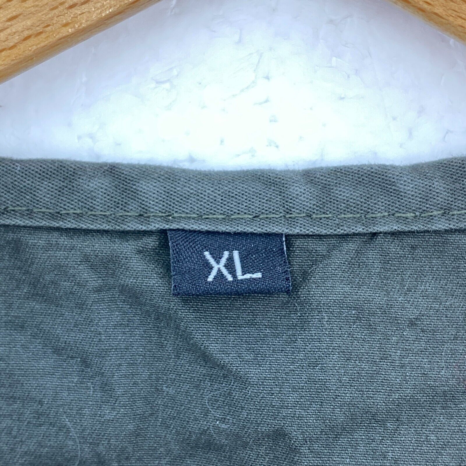 Men Green Fishing Vest Mesh Jacket Size XL