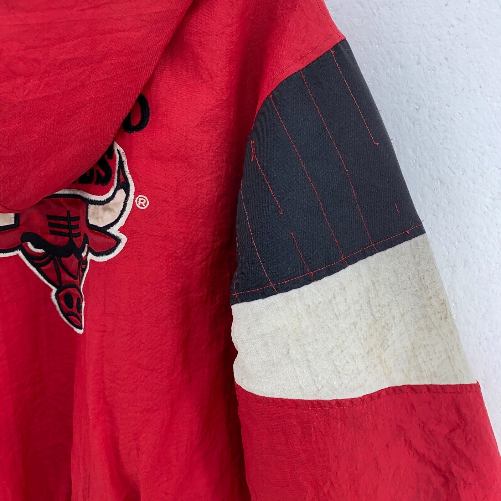 Starter Chicago Bulls Logo NBA Hooded Insulated Jacket Red Size M Kid's 1/4 Zip