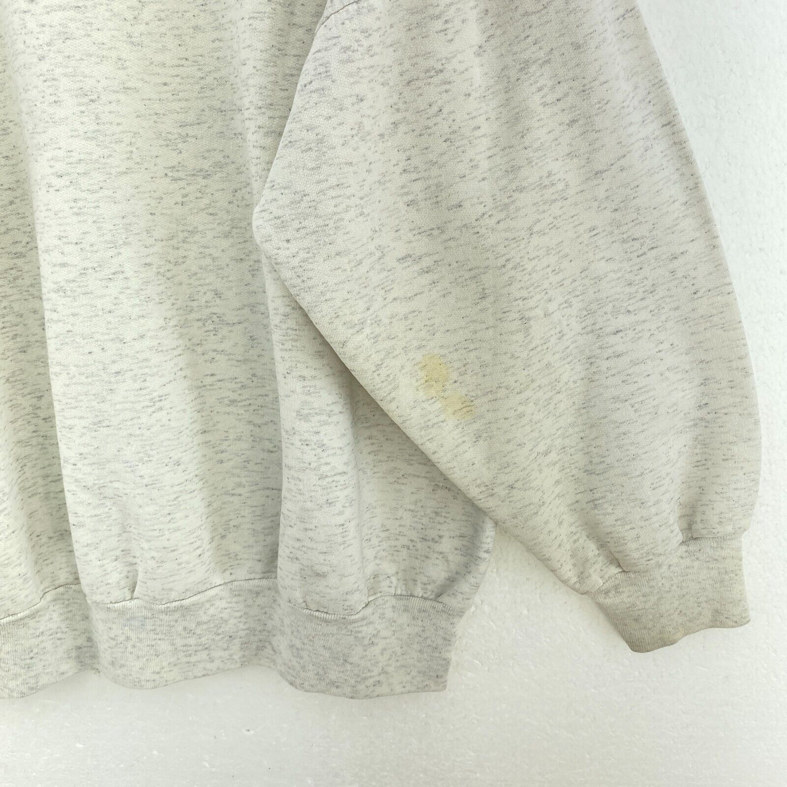 Vintage Guess Jeans Spell Out Print Sweatshirt Size L Gray Crewneck