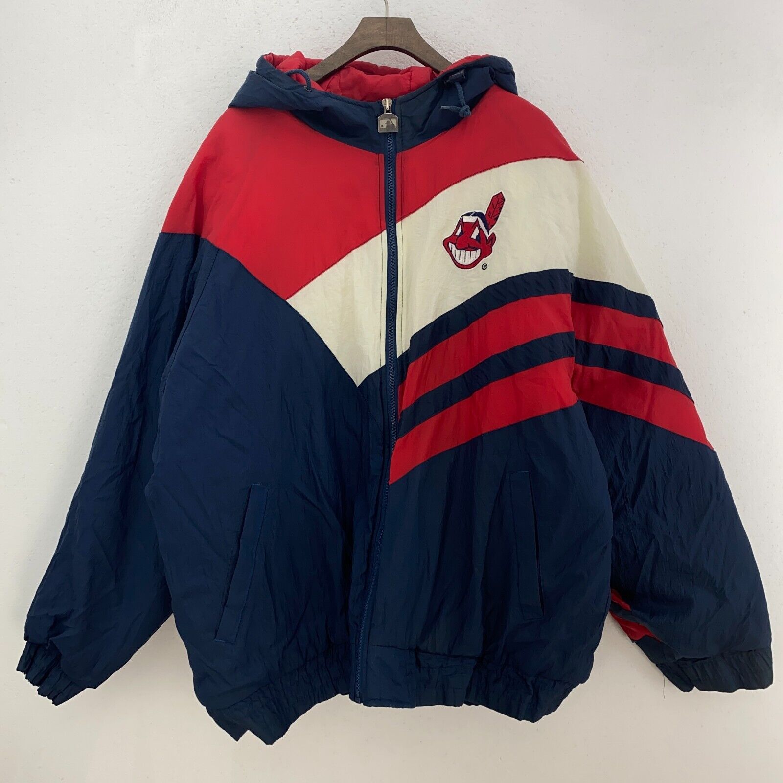 Cleveland Indians MLB Navy Blue Full Zip Insulated Jacket Size L Hooded