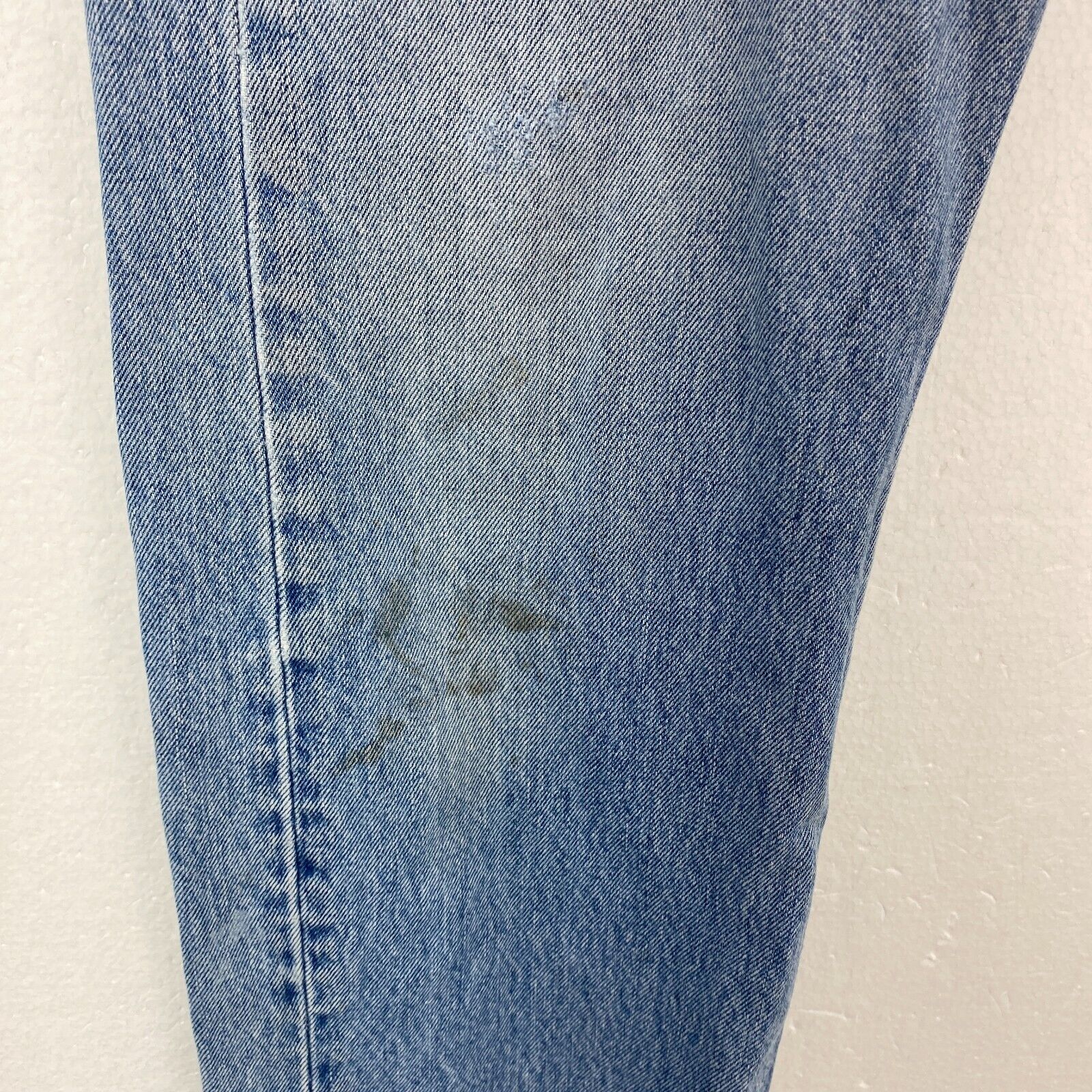 Levi's 505 Light Wash Blue Straight Jeans Size 32 x 30