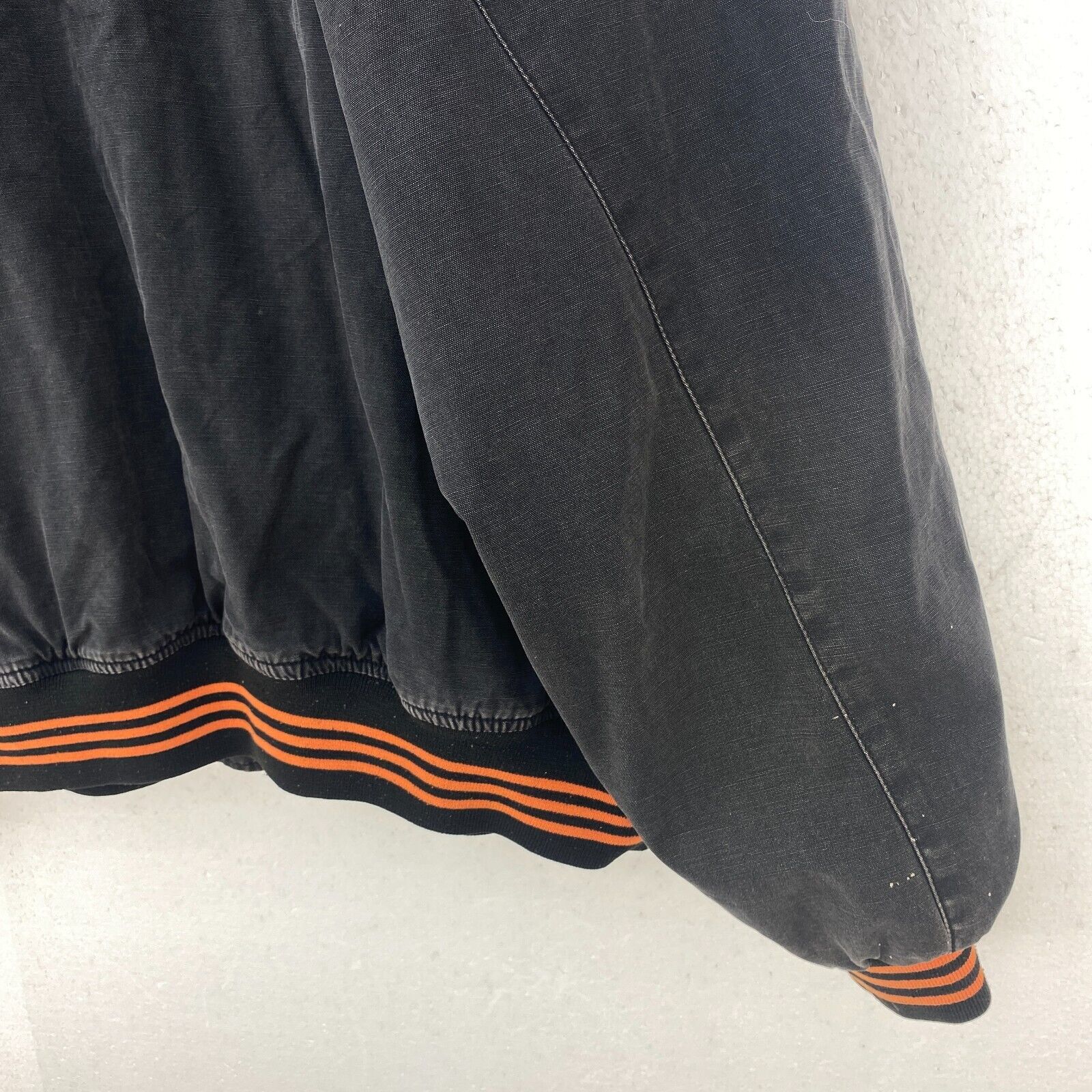 Harley Davidson Motorcycles Embroidered Heavy Bomber Jacket Size XL Black