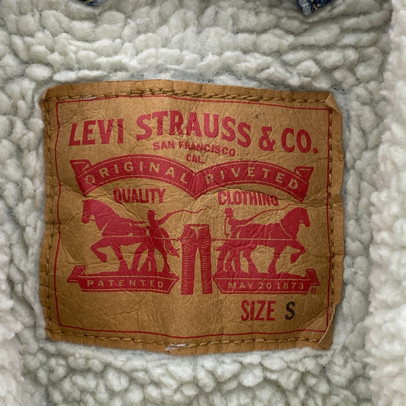 Levi Strauss Sherpa Lined Button Up Light Wash Blue Denim Jacket Size S