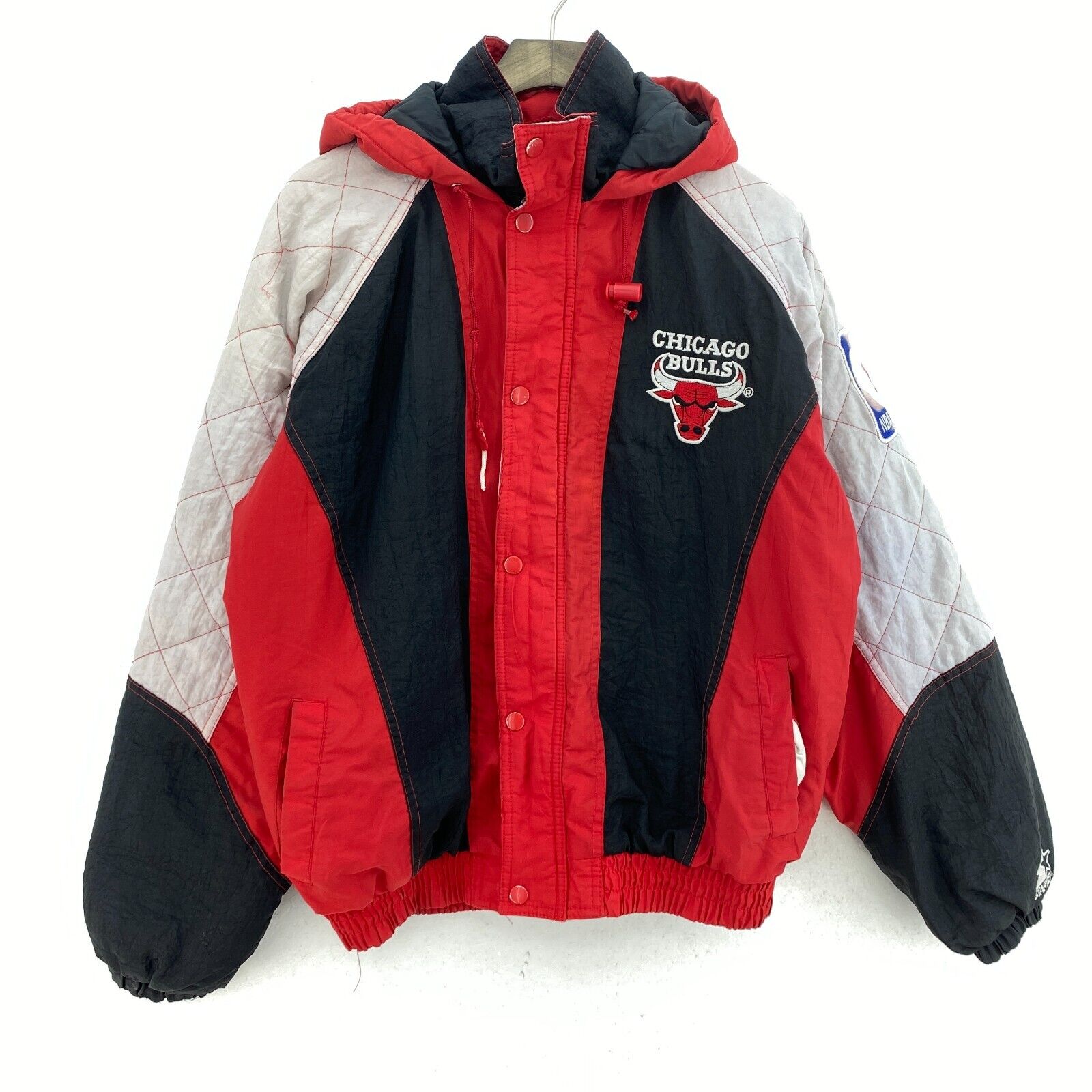 Starter Chicago Bulls Logo NBA Hooded Insulated Jacket Red Size XL Full Zip Up