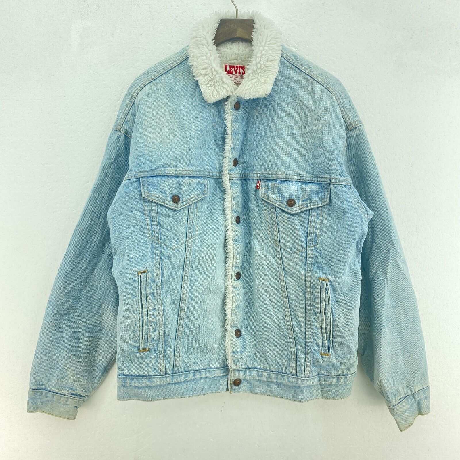 Vintage Levi Strauss Sherpa Lined Denim Jacket Size M Light Wash Blue Trucker