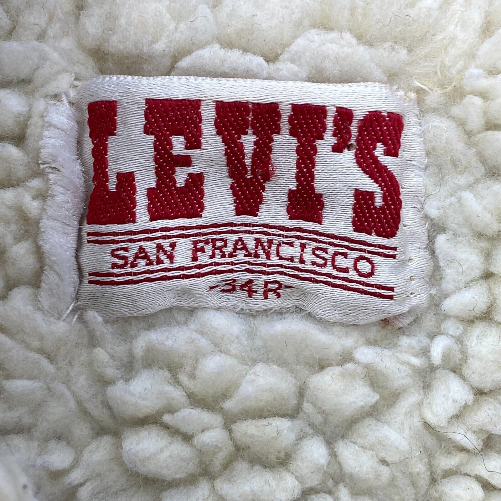 Levi Strauss Sherpa Lined Button Up Medium Wash Blue Denim Jacket Size 34
