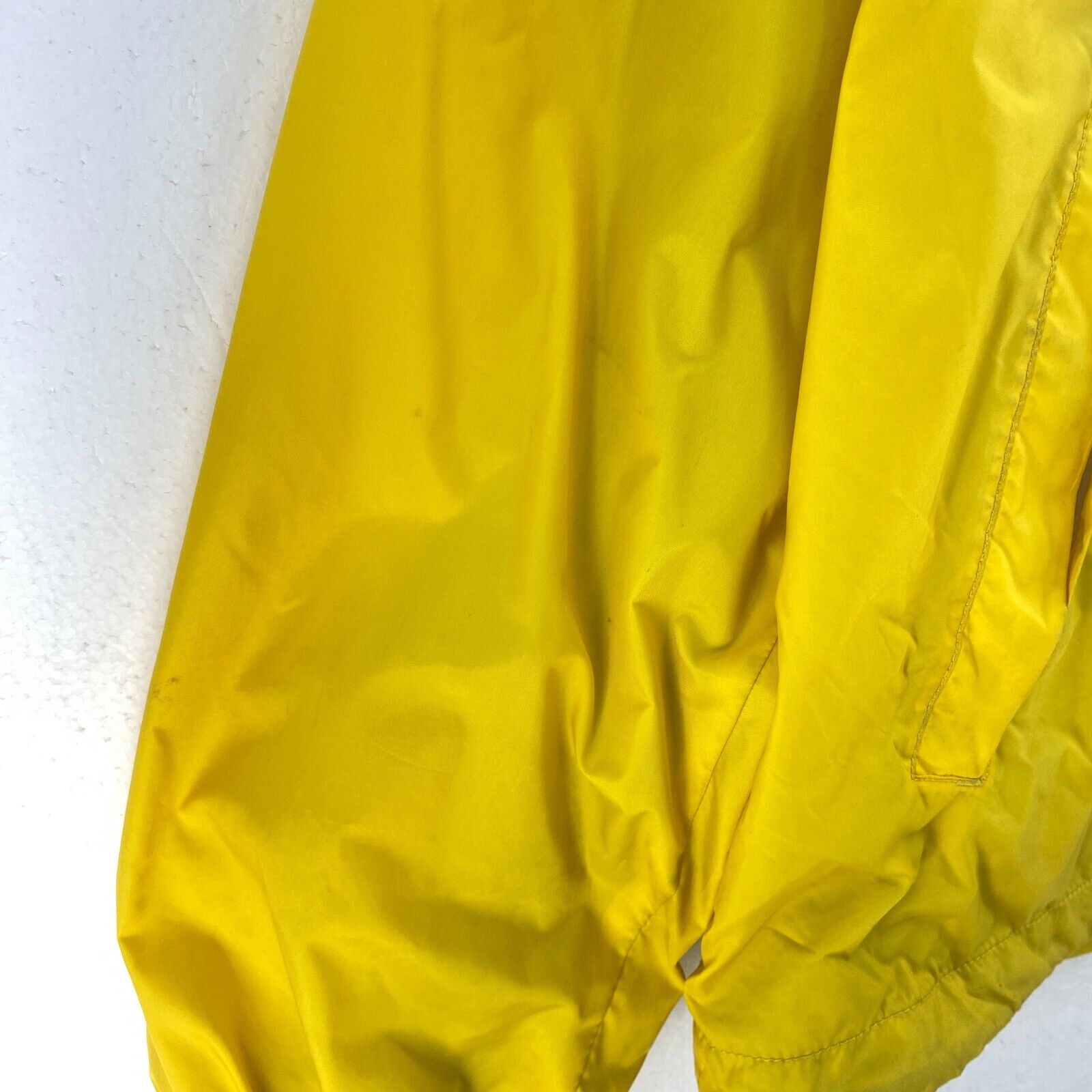 Tommy Hilfiger Logo Vintage Yellow Snapped Rain Jacket Size L