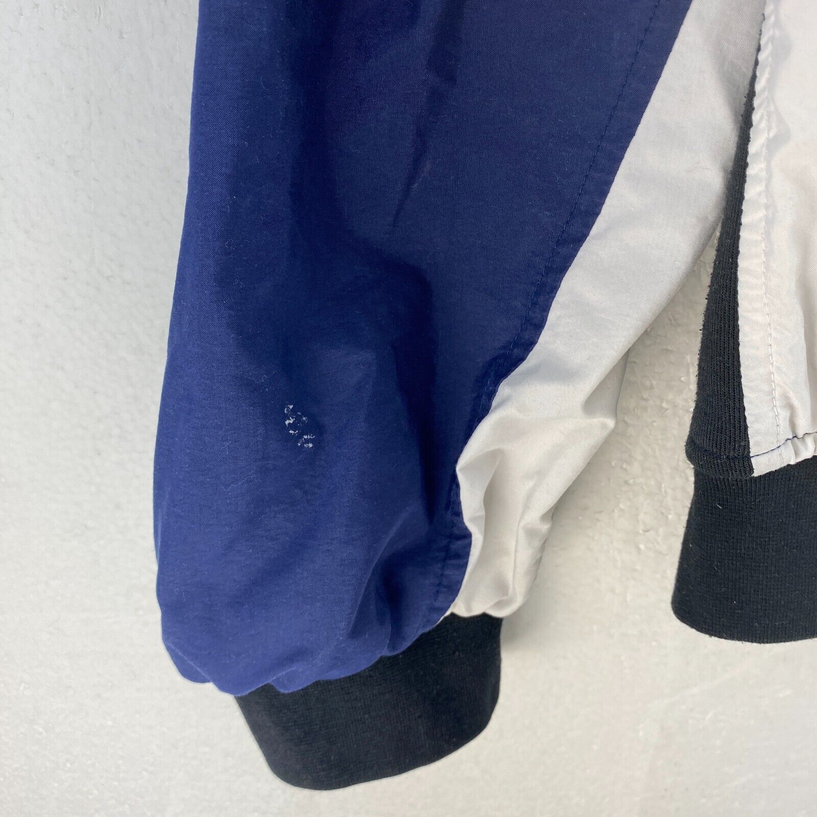 Adidas Logo Embroidered Pullover Jacket Size XL Blue V-Neck