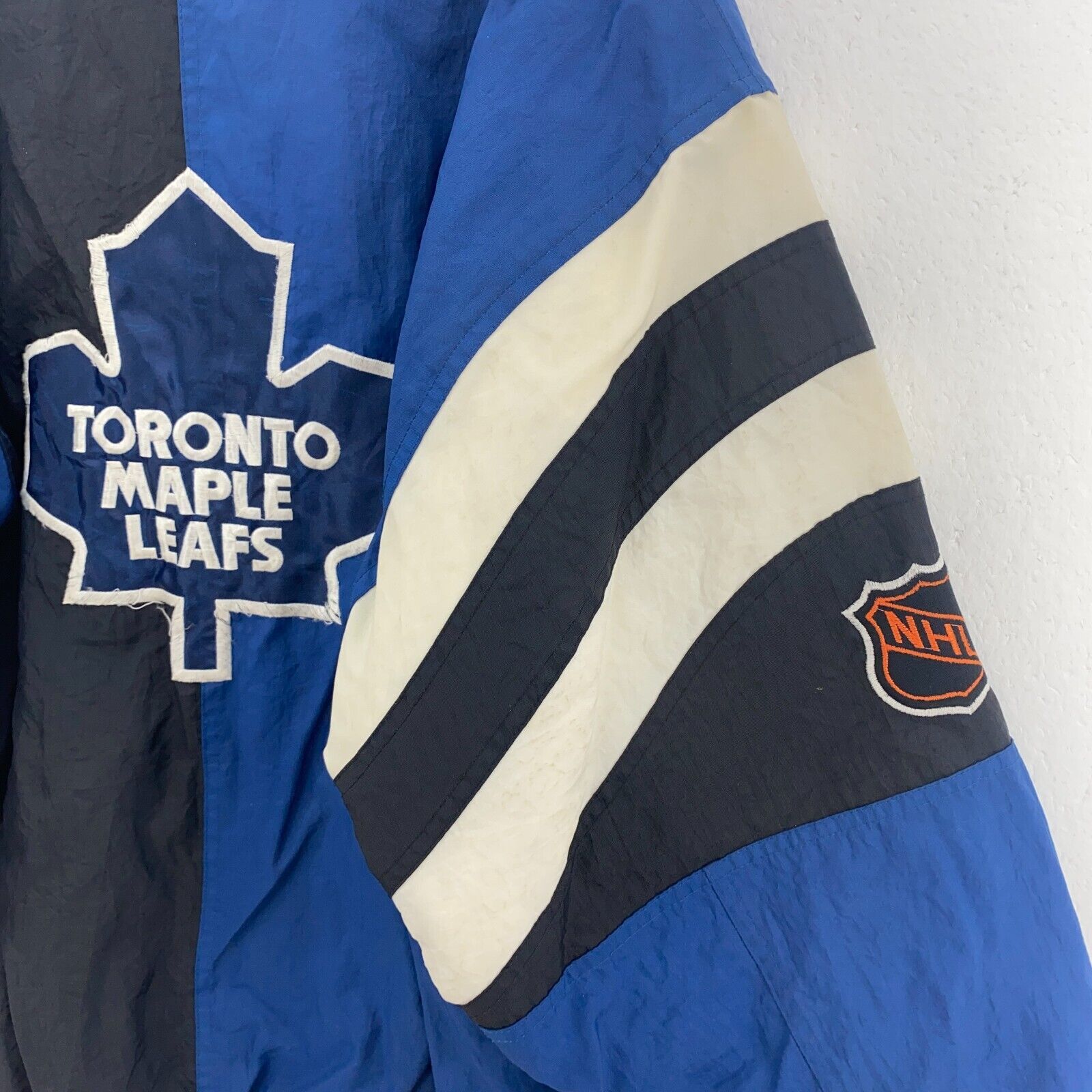 Starer Toronto Maple Leafs NHL Full Zip Insulated Jacket Size L