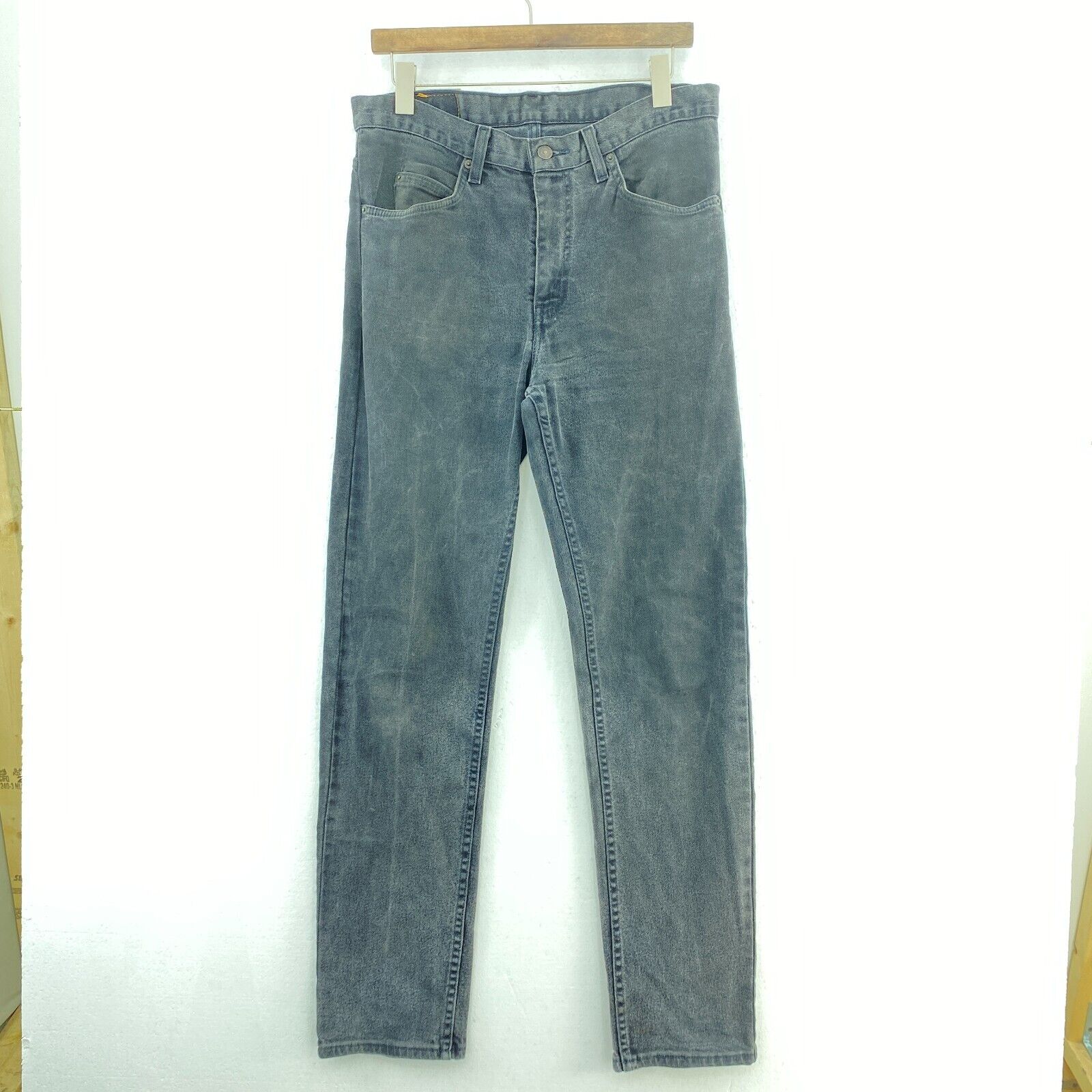 Levi's 603 Orange Tab Medium Wash Black Denim Straight Jeans Size 33