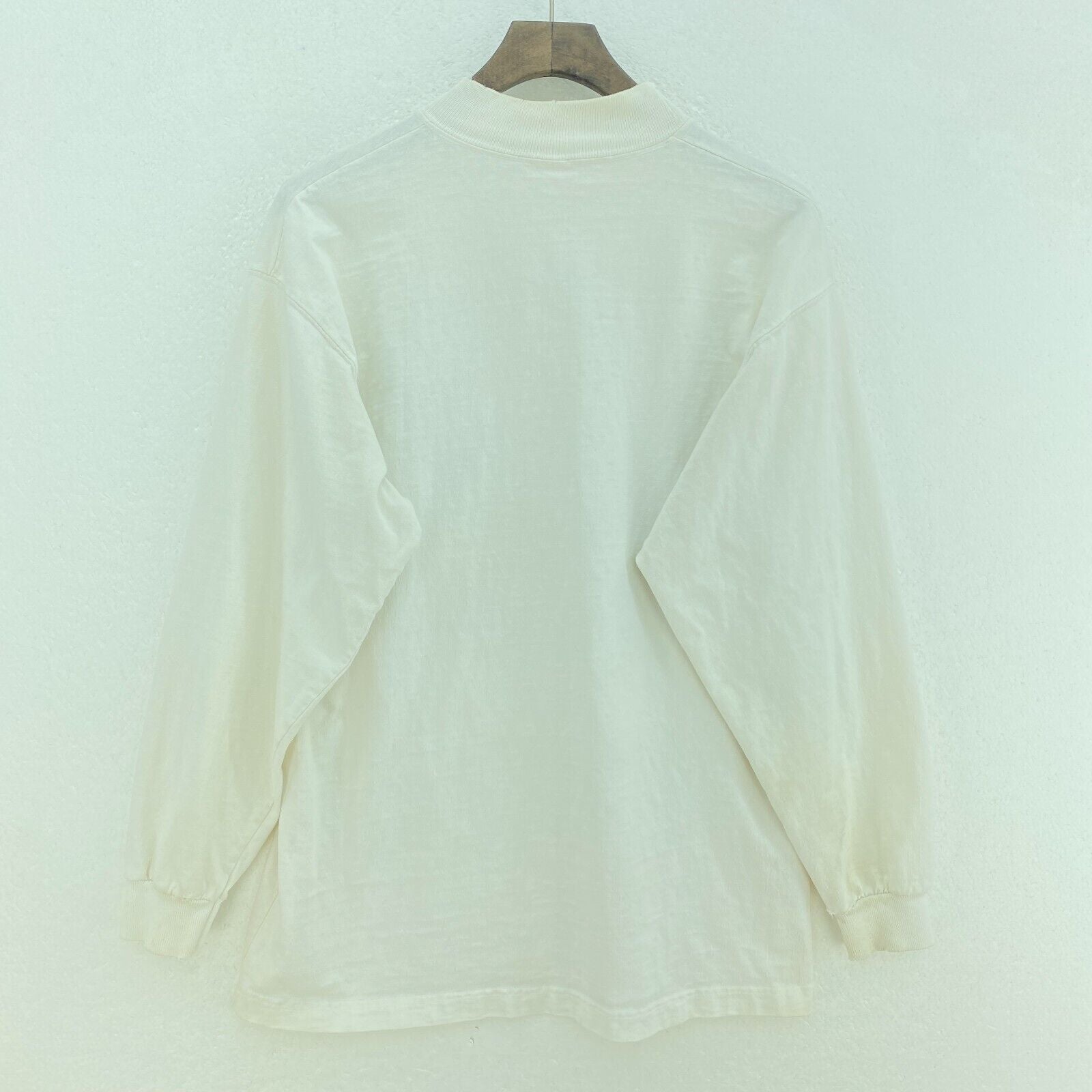 Thom Thomson Ontario Art Gallery Wood Lilies White Long Sleeve T-shirt Size S