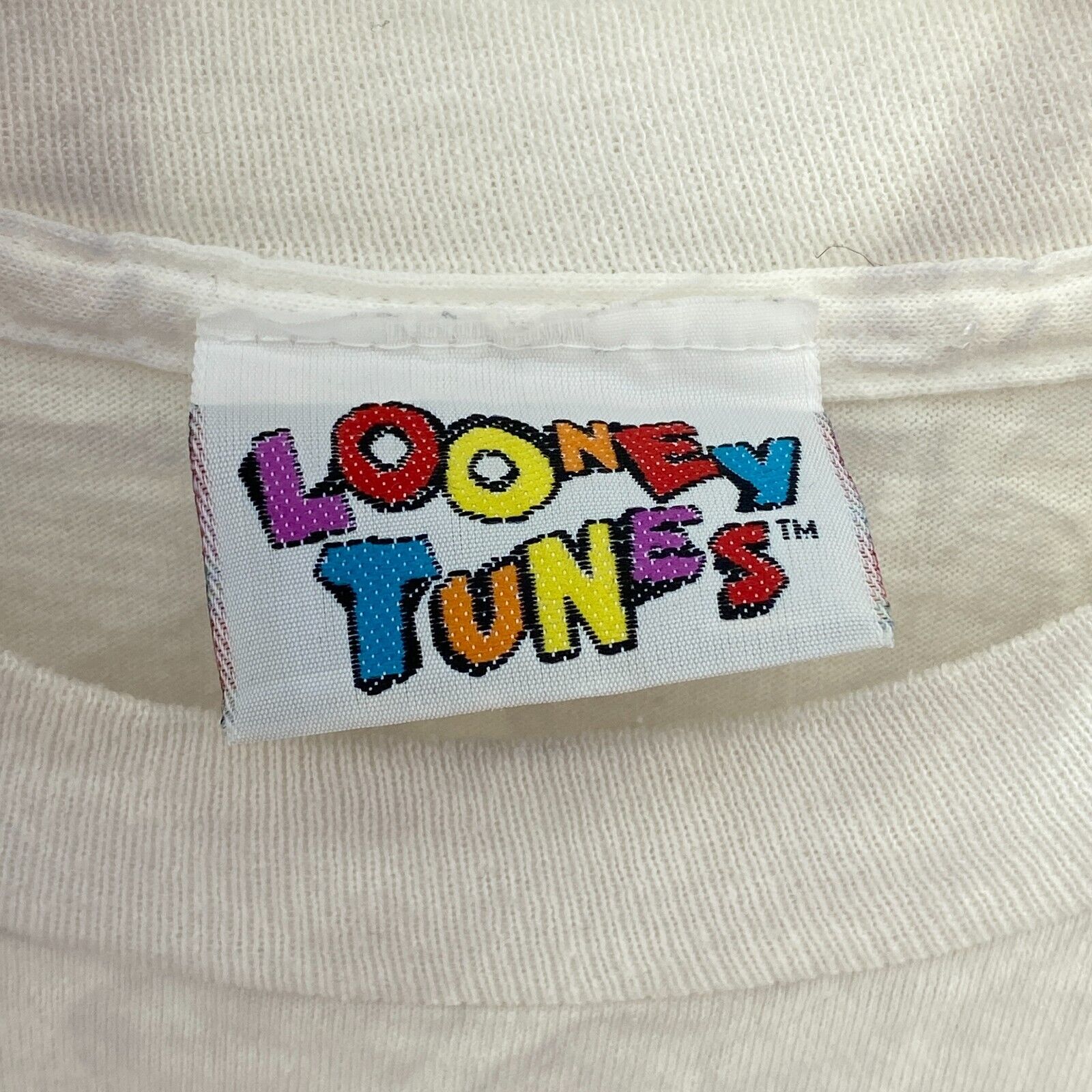 Looney Tunes Tasmanian Devil Bugs Bunny White T-shirt Front Back Print Size M