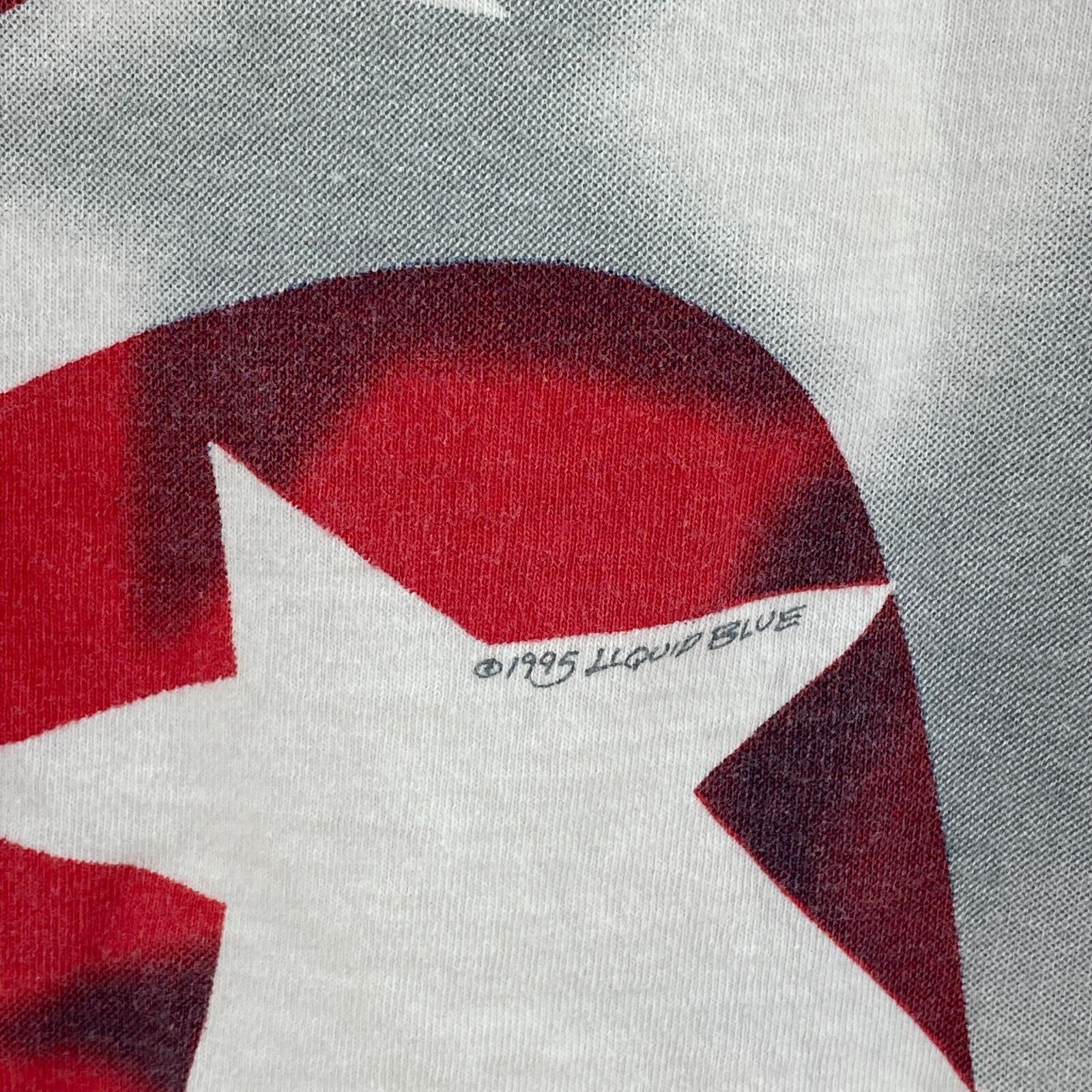 Vintage Liquid Blue 1995 American Flag Stars Stripes White Red T-shirt Size L