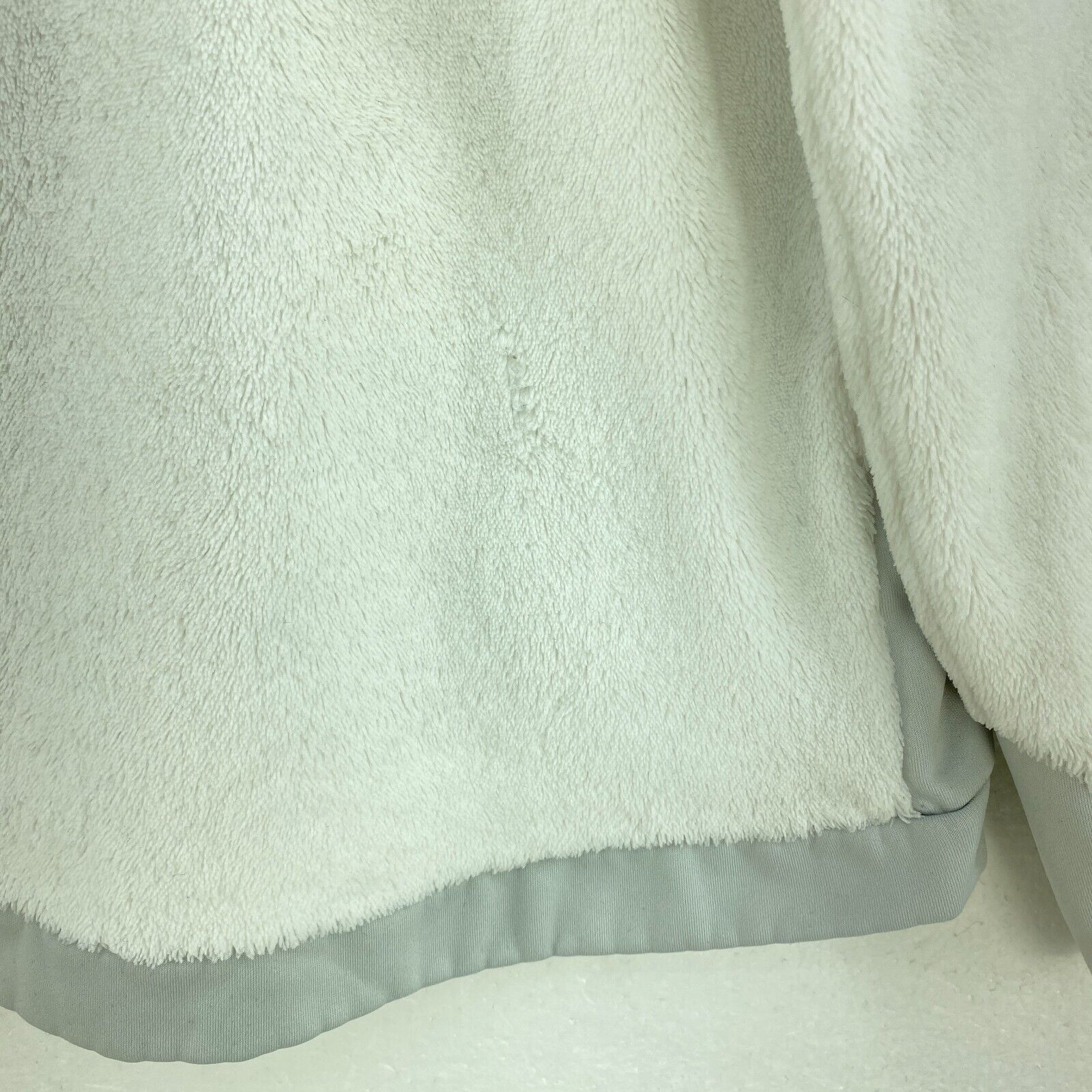 Mountain Hard Deep Pile Wear Ivory Full Zip Fleece Jacket Size M Women's