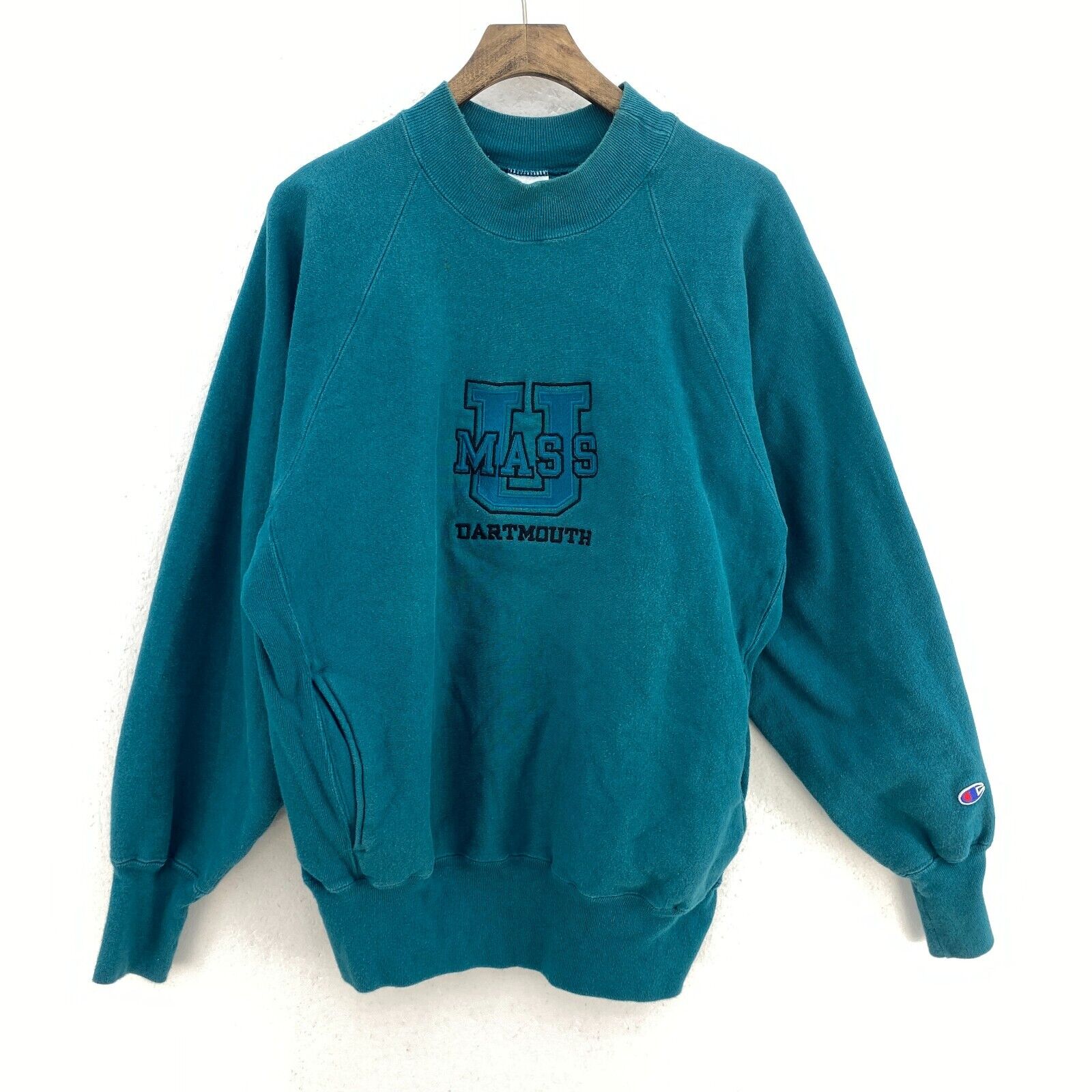 U Mass University of Massachusetts Dartmouth Green High Neck Sweatshirt Size L