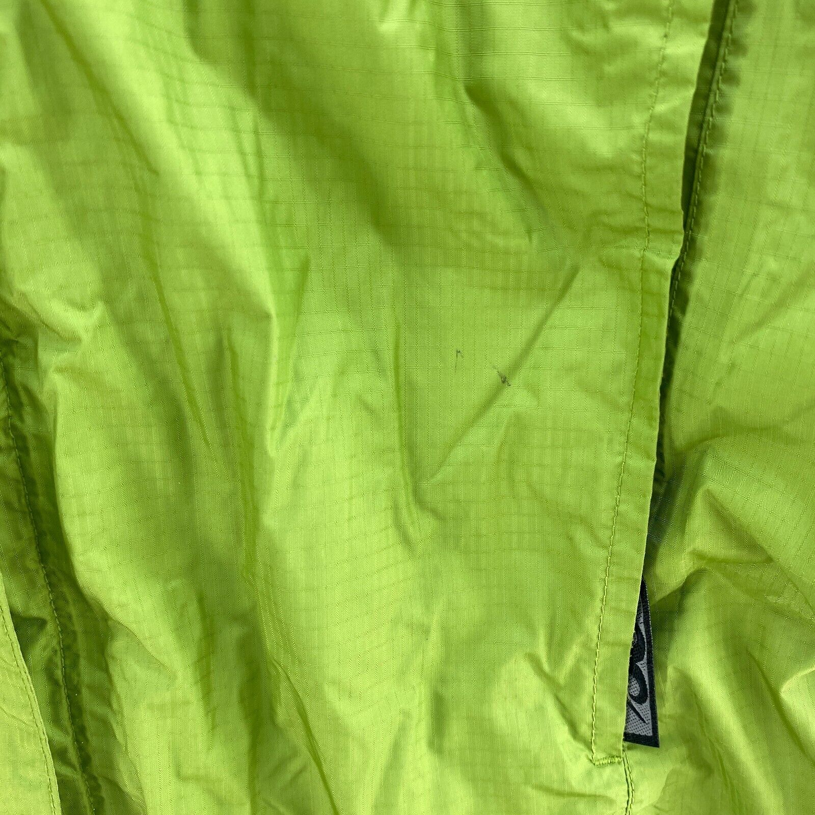 Marmot Hooded Lightweight Waterproof Rain Jacket Size M Green Women's