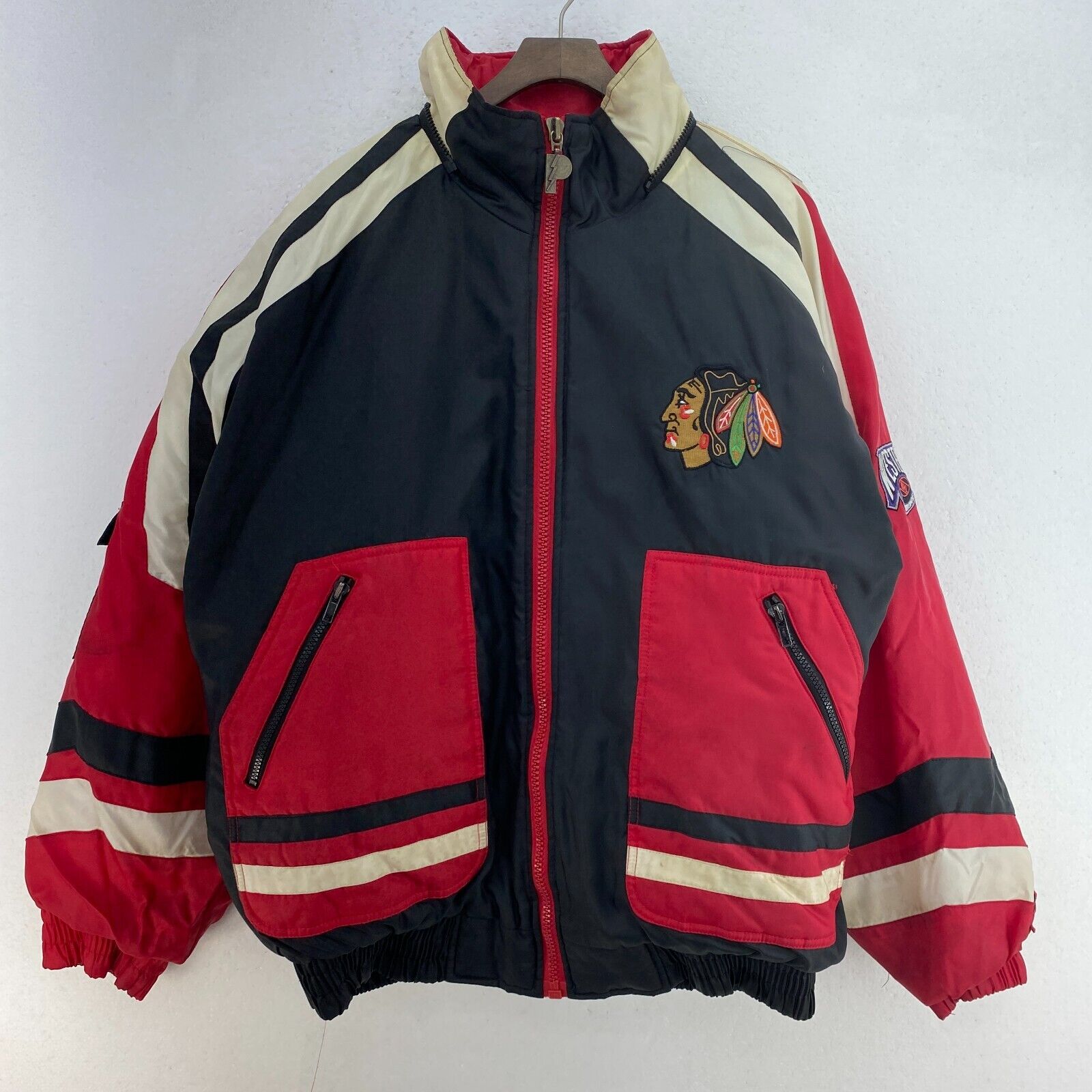 Pro Player Chicago Blackhawks NHL Black Full Zip Insulated Jacket Size XL