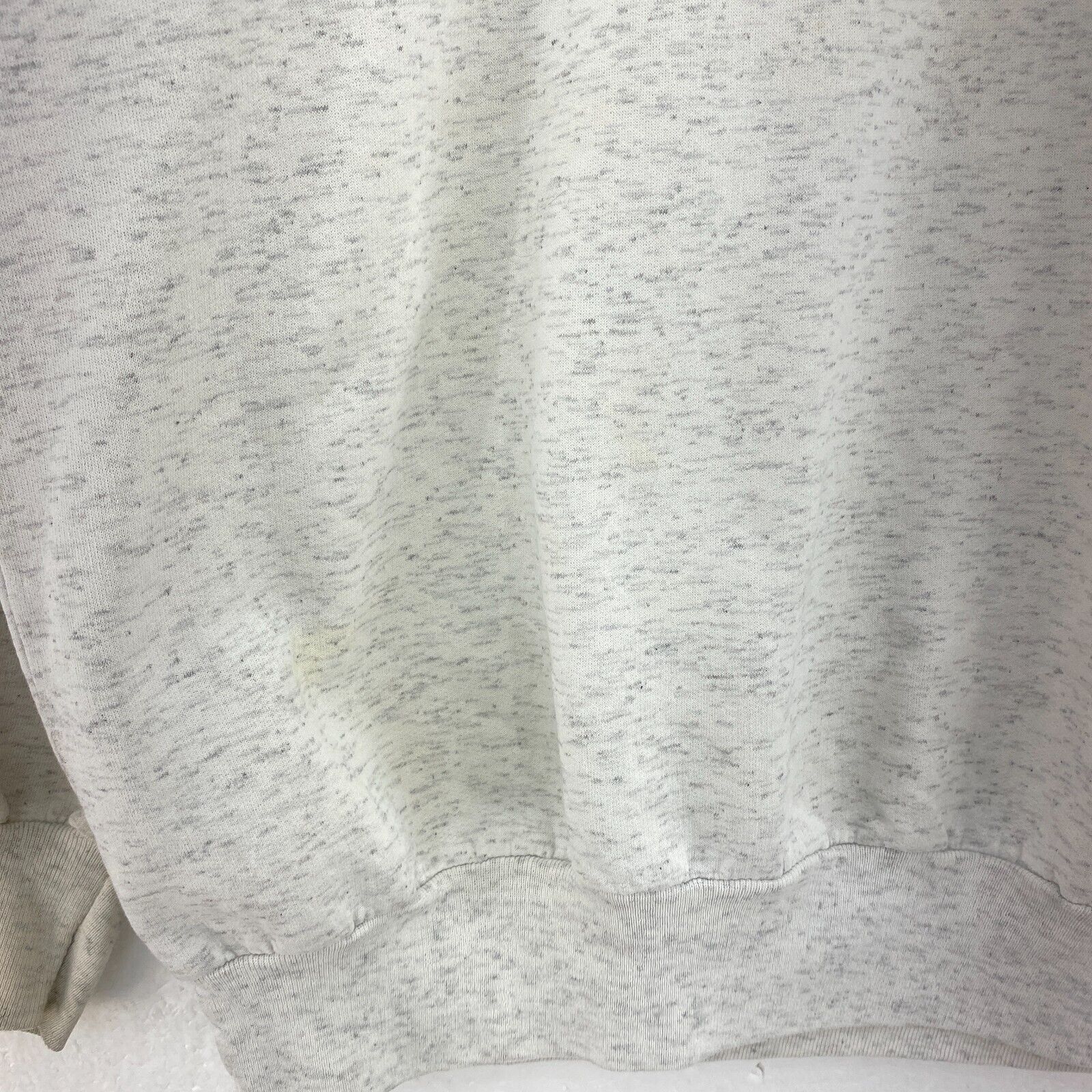 Vintage Guess Jeans Spell Out Print Sweatshirt Size L Gray Crewneck