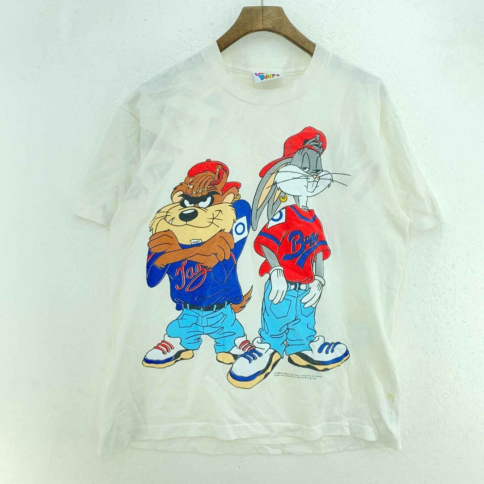 Looney Tunes Tasmanian Devil Bugs Bunny White T-shirt Front Back Print Size M