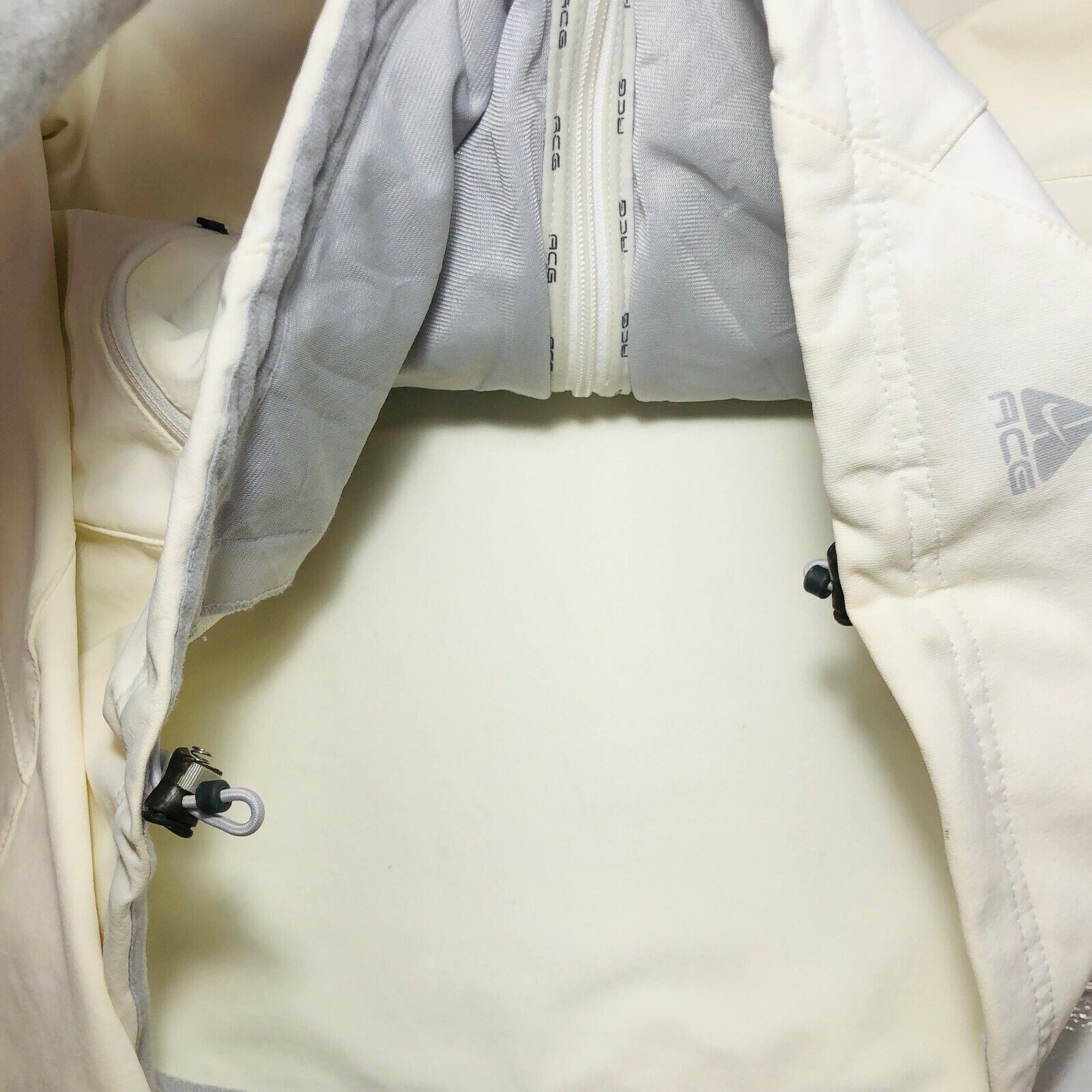 Nike ACG Nylon White Jacket Full Zip Size S Stretch