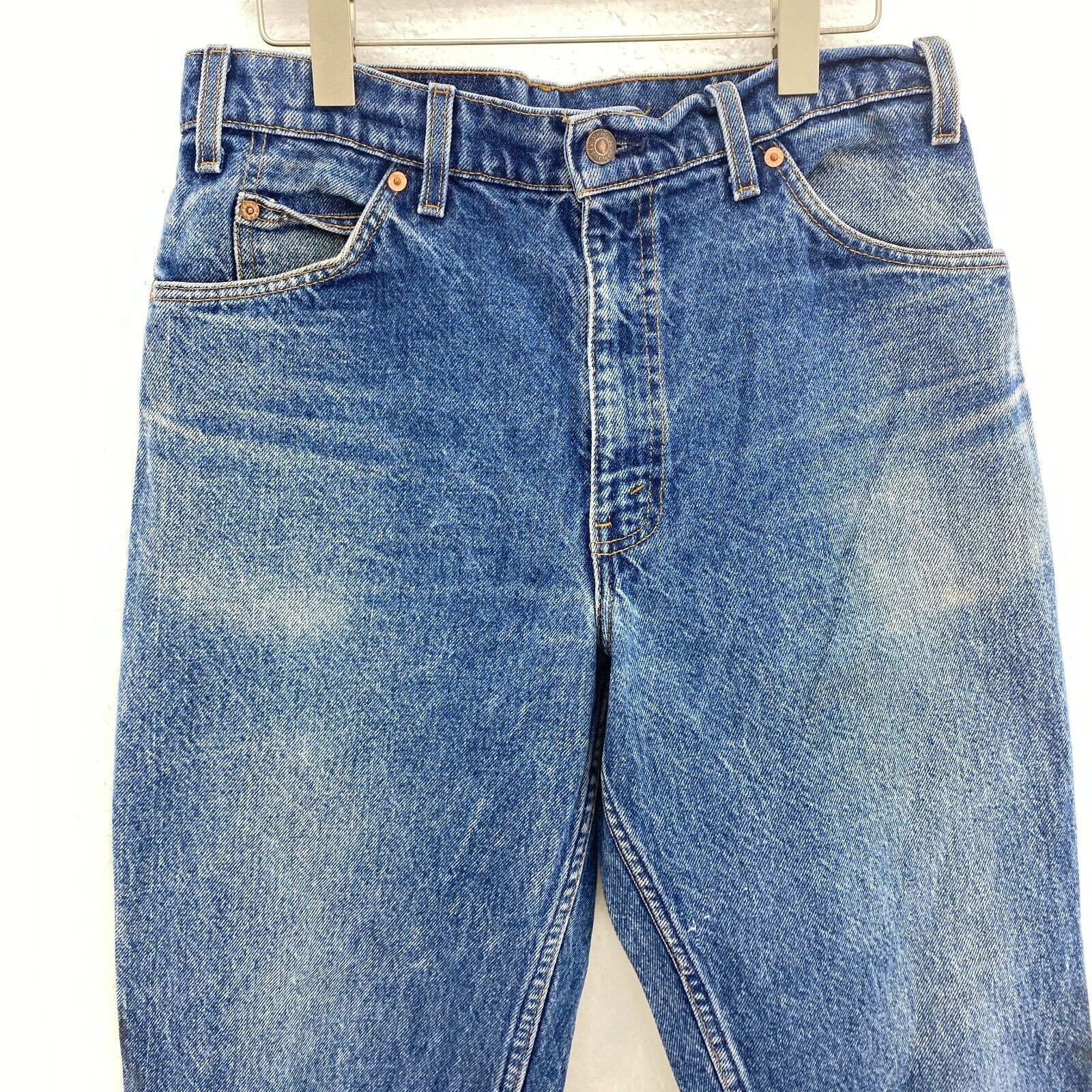 Levi Strauss 550 Orange Tab Medium Wash Blue Jeans Size 33 x 30