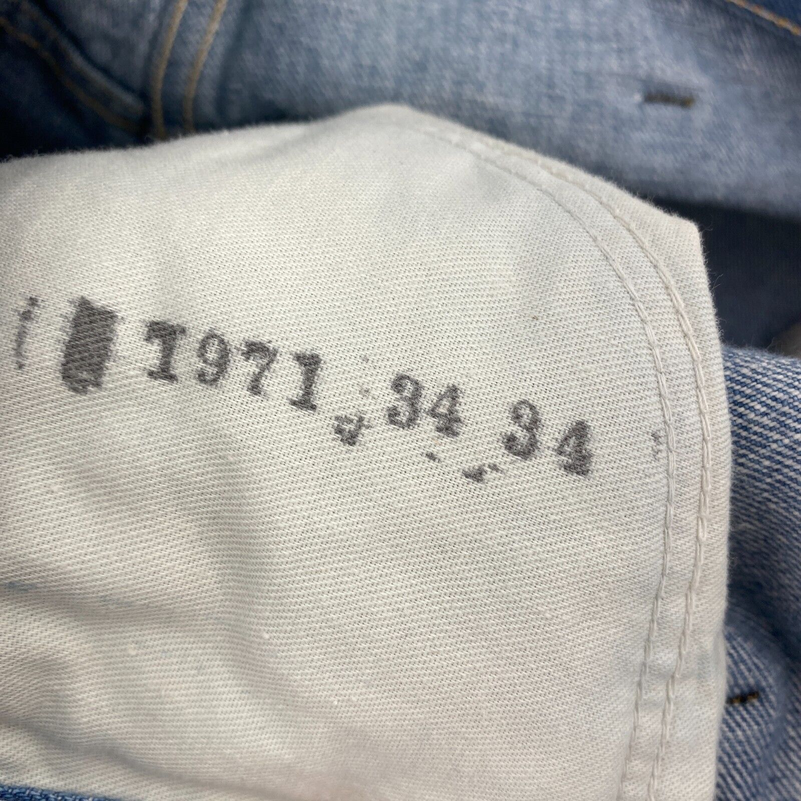 GWG Women's Flare Blue Jeans Size 32 x 31