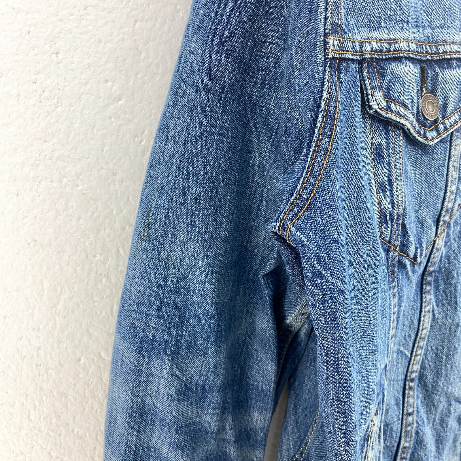Vintage Levi Strauss Sherpa Lined Blue Denim Jacket Size M