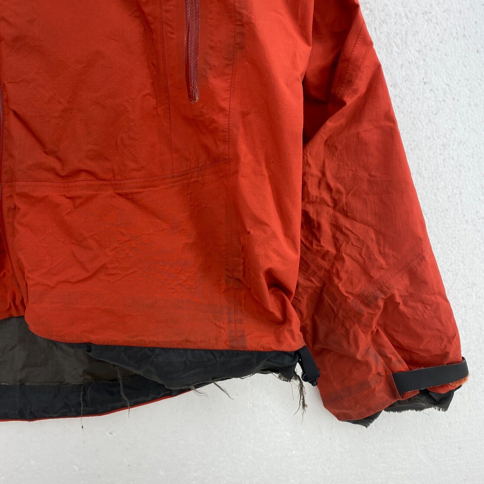 Arc'teryx Beta Gore-tex Paclite Shell Red Hooded Jacket Size S