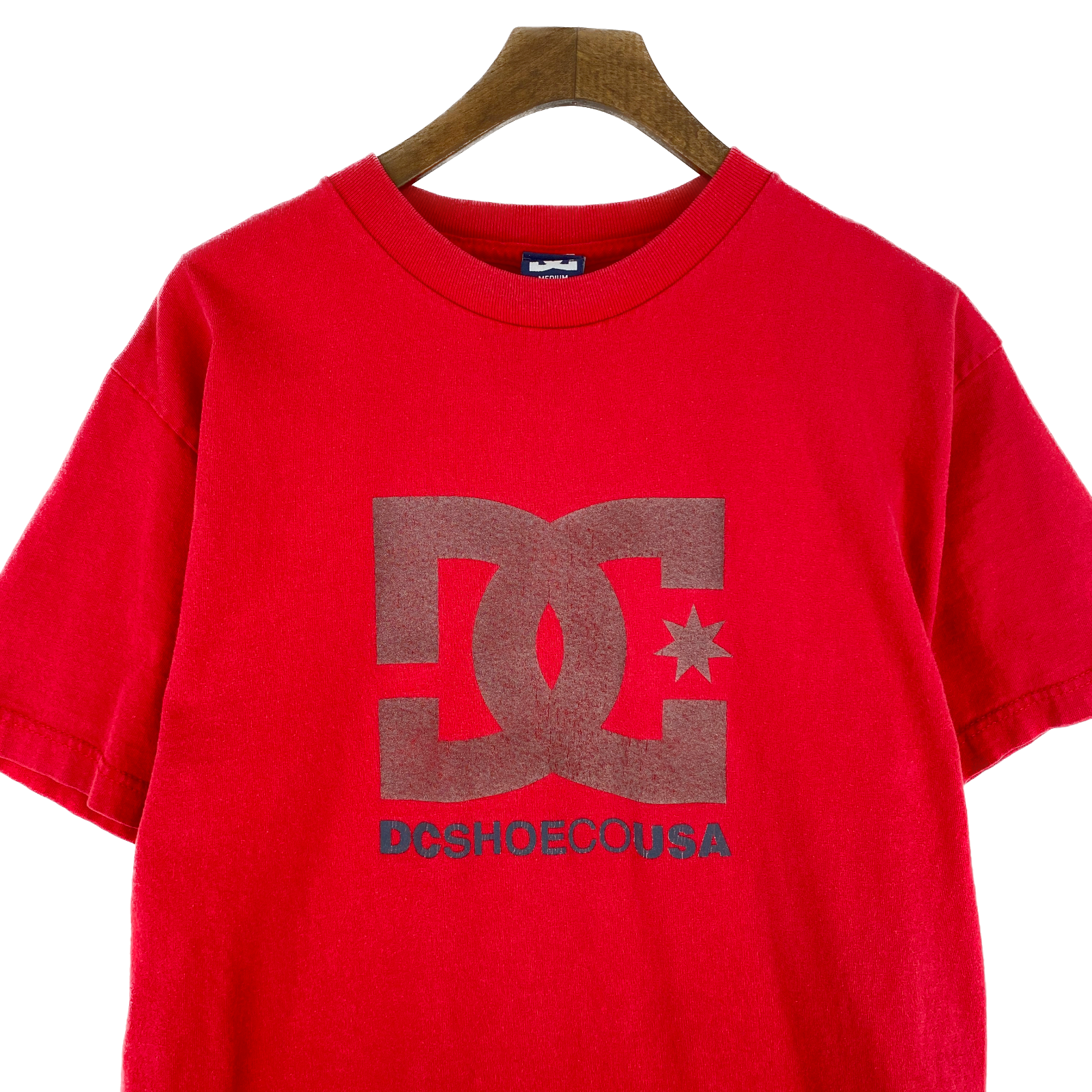 Vintage Dc Shoes USA Logo Graphic Print Red T-shirt Size M
